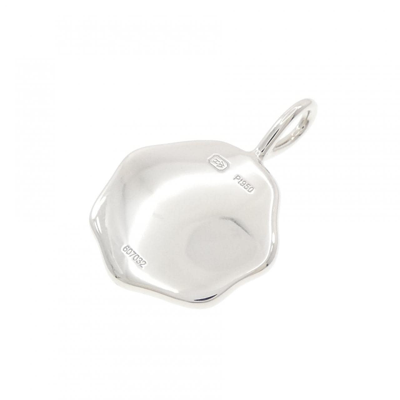 ハリーウィンストン シールド バイ ハリーウィンストン ペンダント