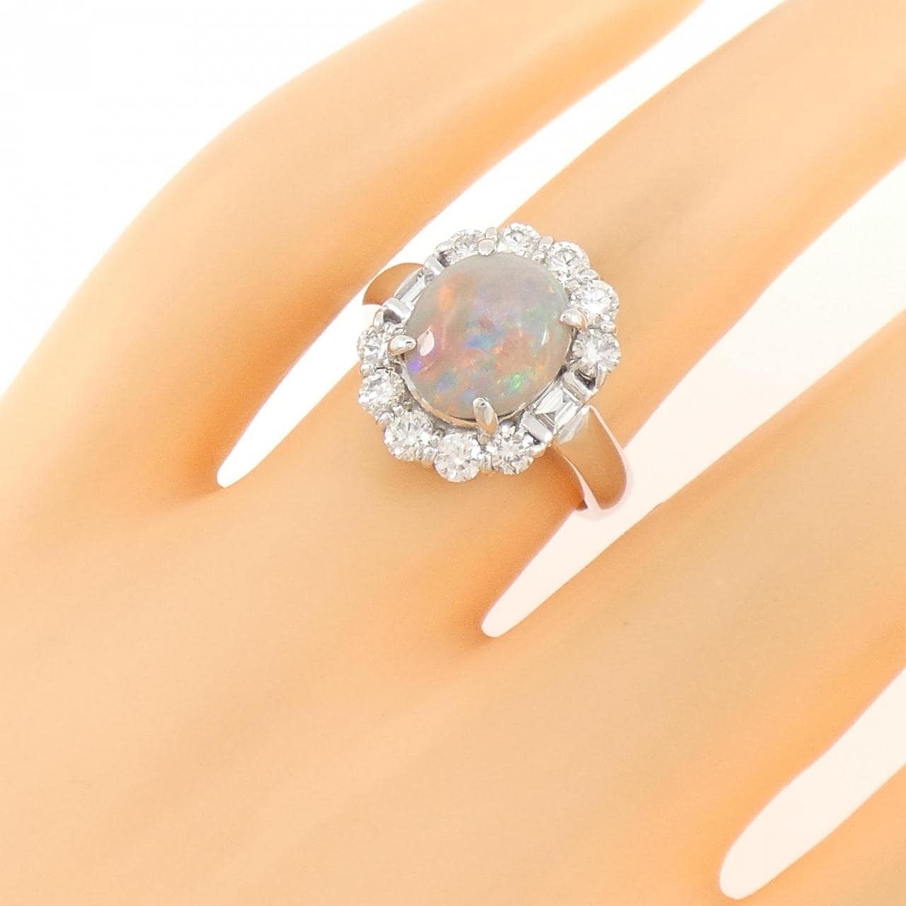K18WG ブラックオパール リング 2.33CT