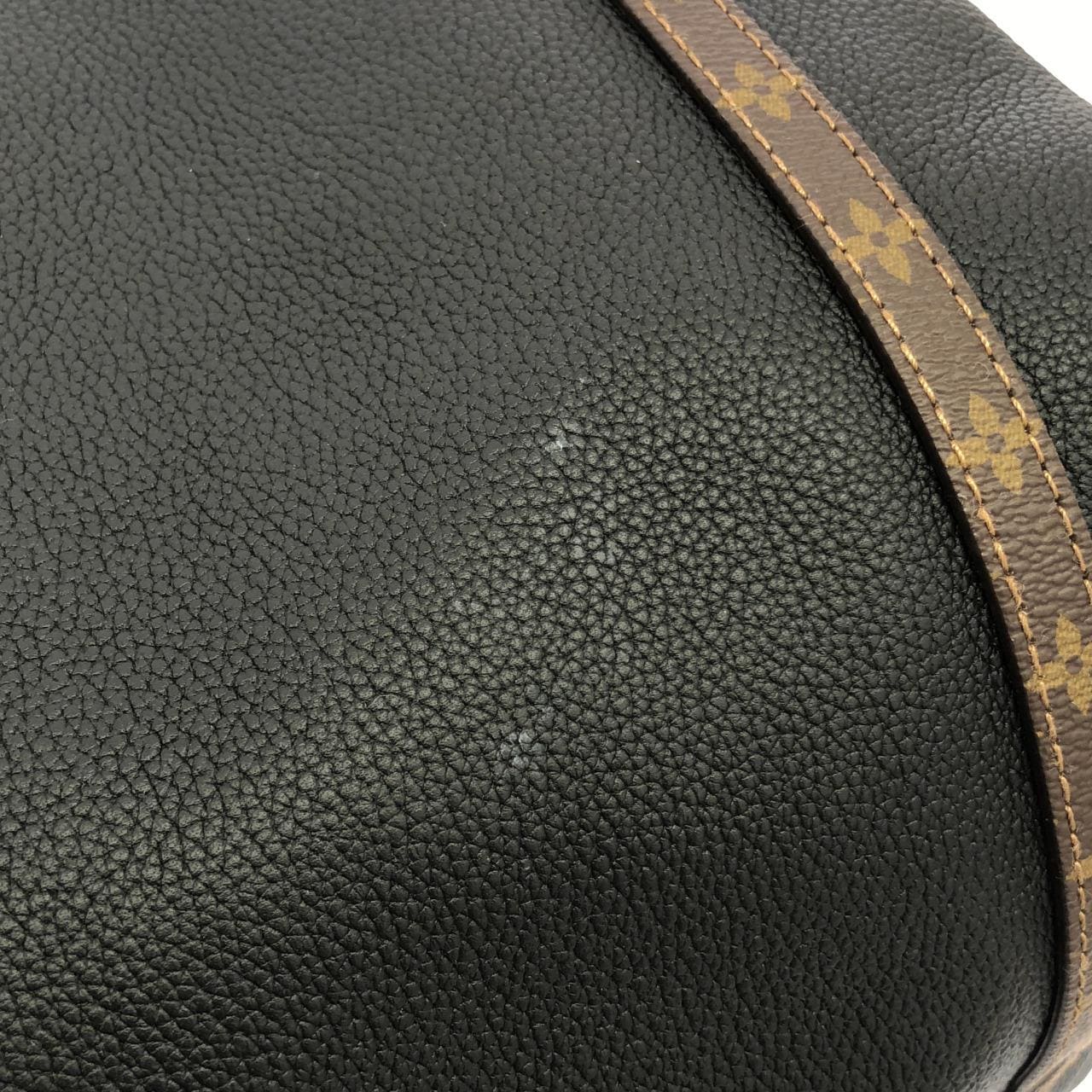 ルイヴィトン SHOULDER BAG GM M26037 ショルダーバッグ