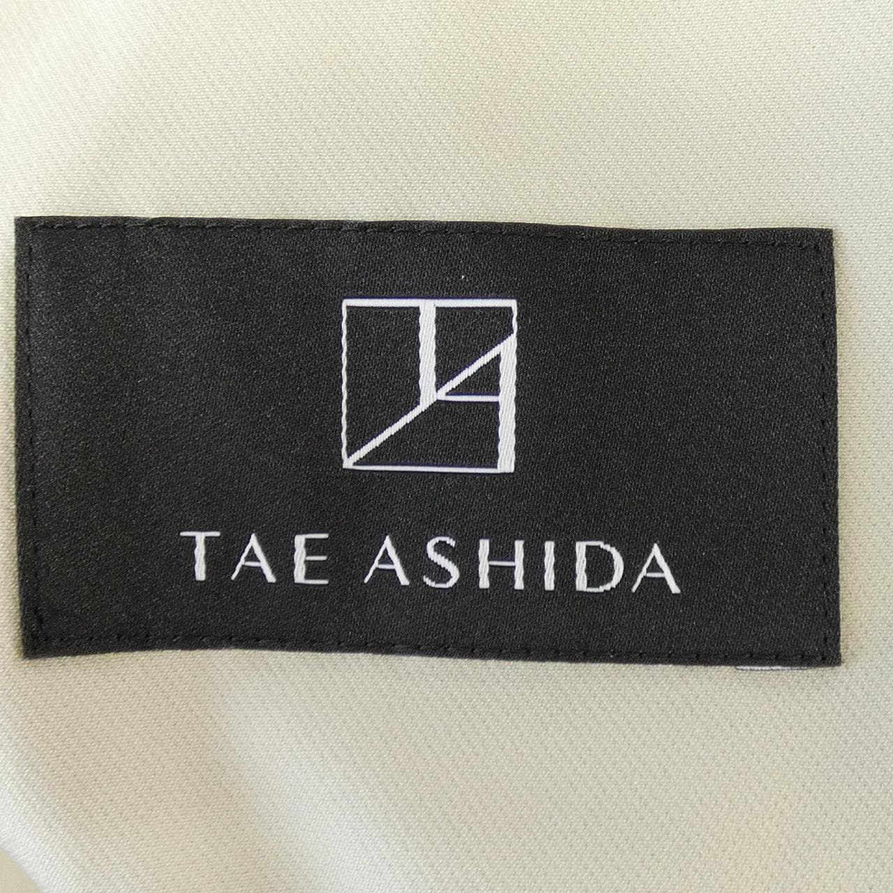 タエアシダ TAE ASHIDA TP5702 パンツ