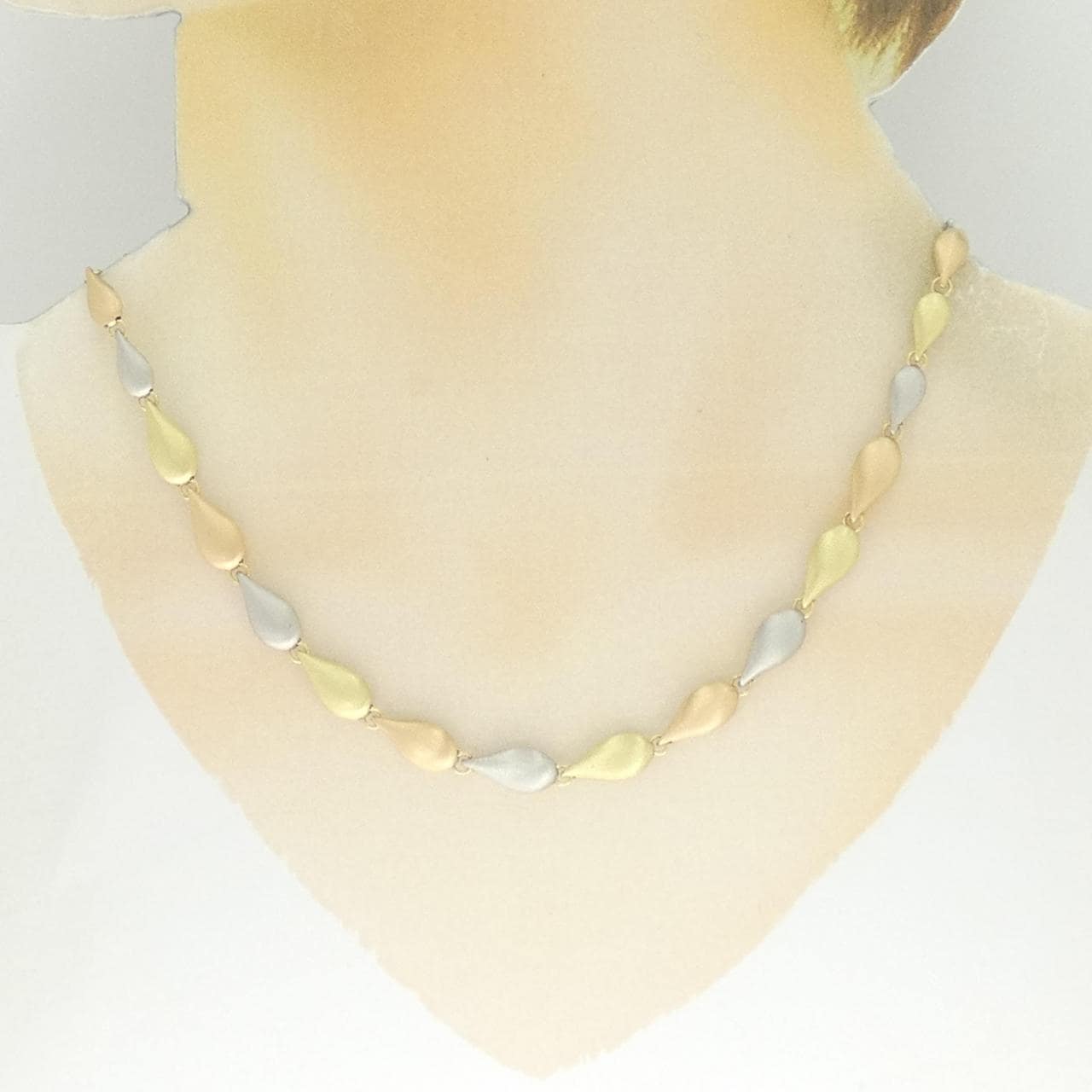 K18YG/PT850/K18PG ネックレス