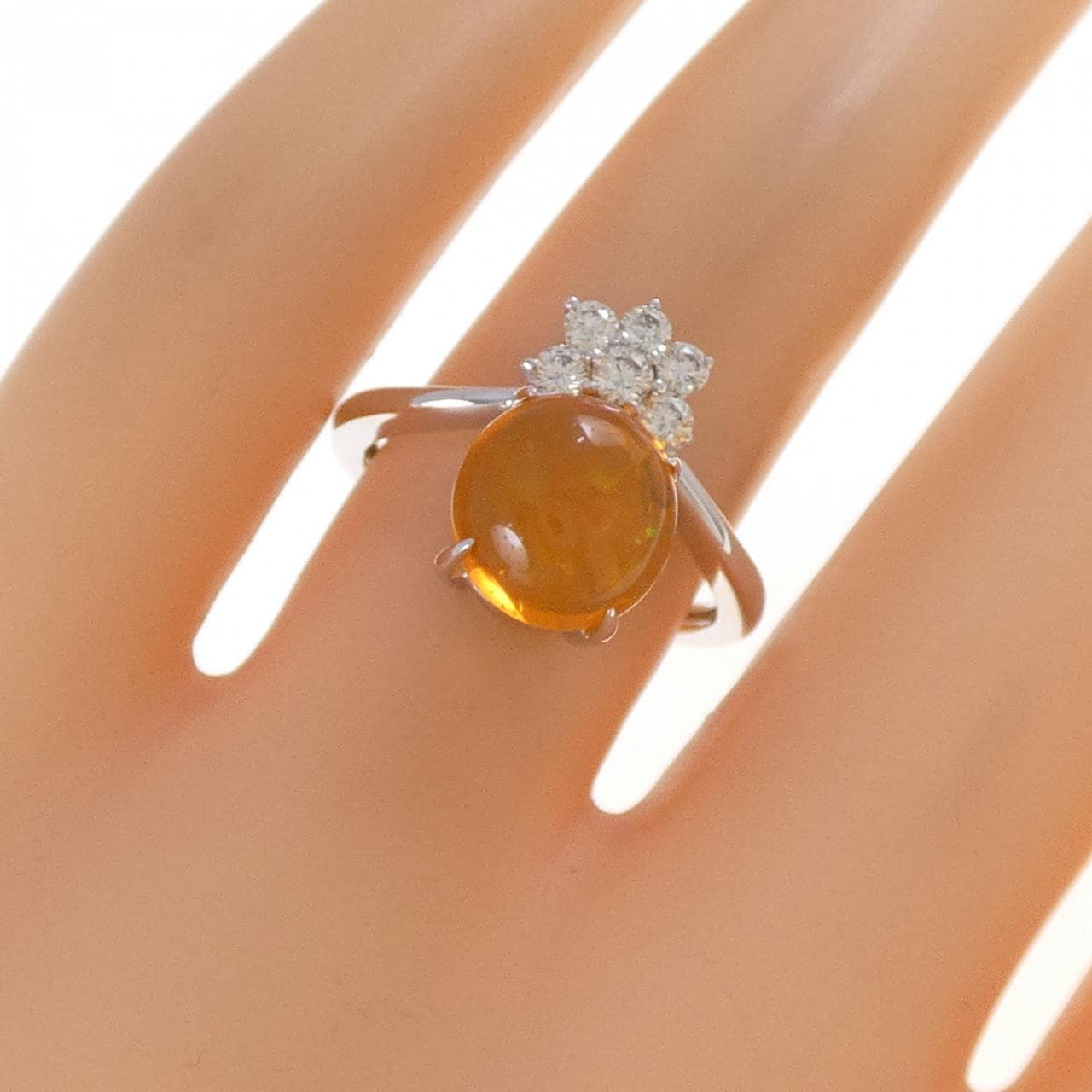 K18WG オパール リング 2.73CT