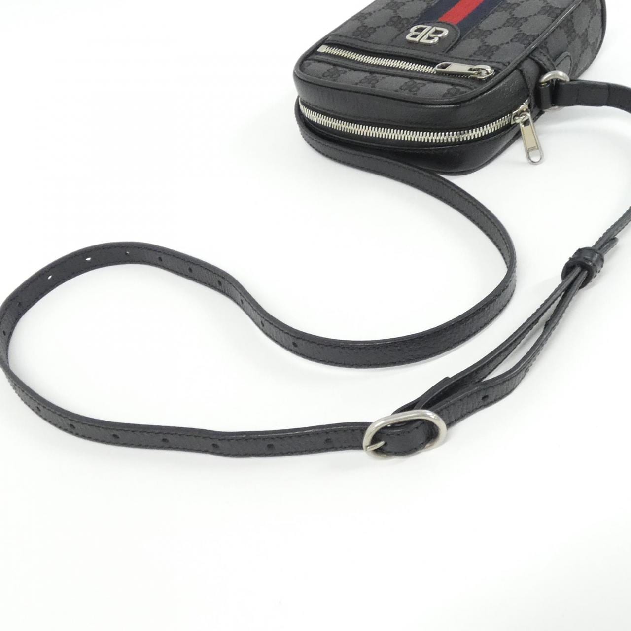 バレンシアガ ハッカー ショルダー ジップ バッグ 680129 2103X ショルダーバッグ