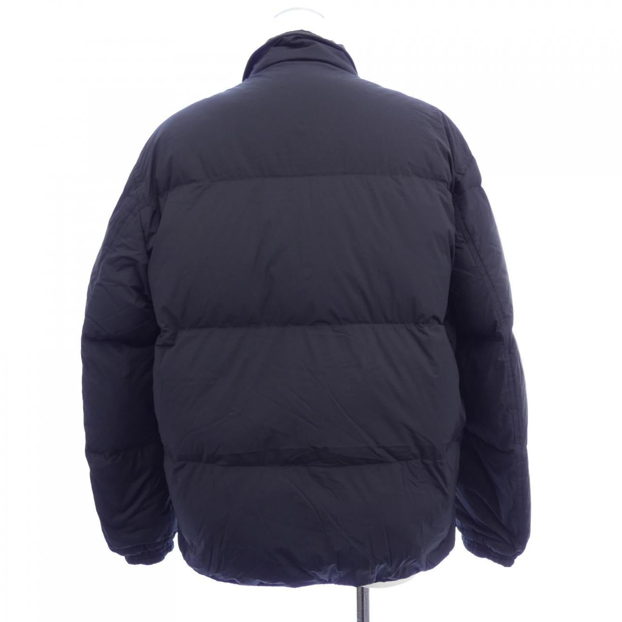 LOUIS VUITTON双面Monogram羽绒服 HKB45EZCN