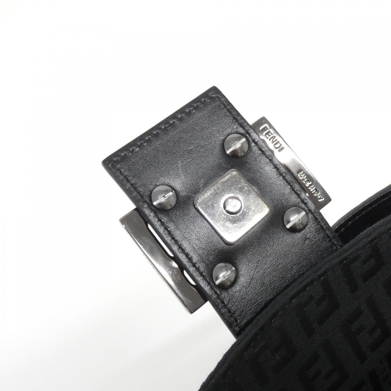 【ヴィンテージ】フェンディ バゲット 8BR003 JQ5 ショルダーバッグ