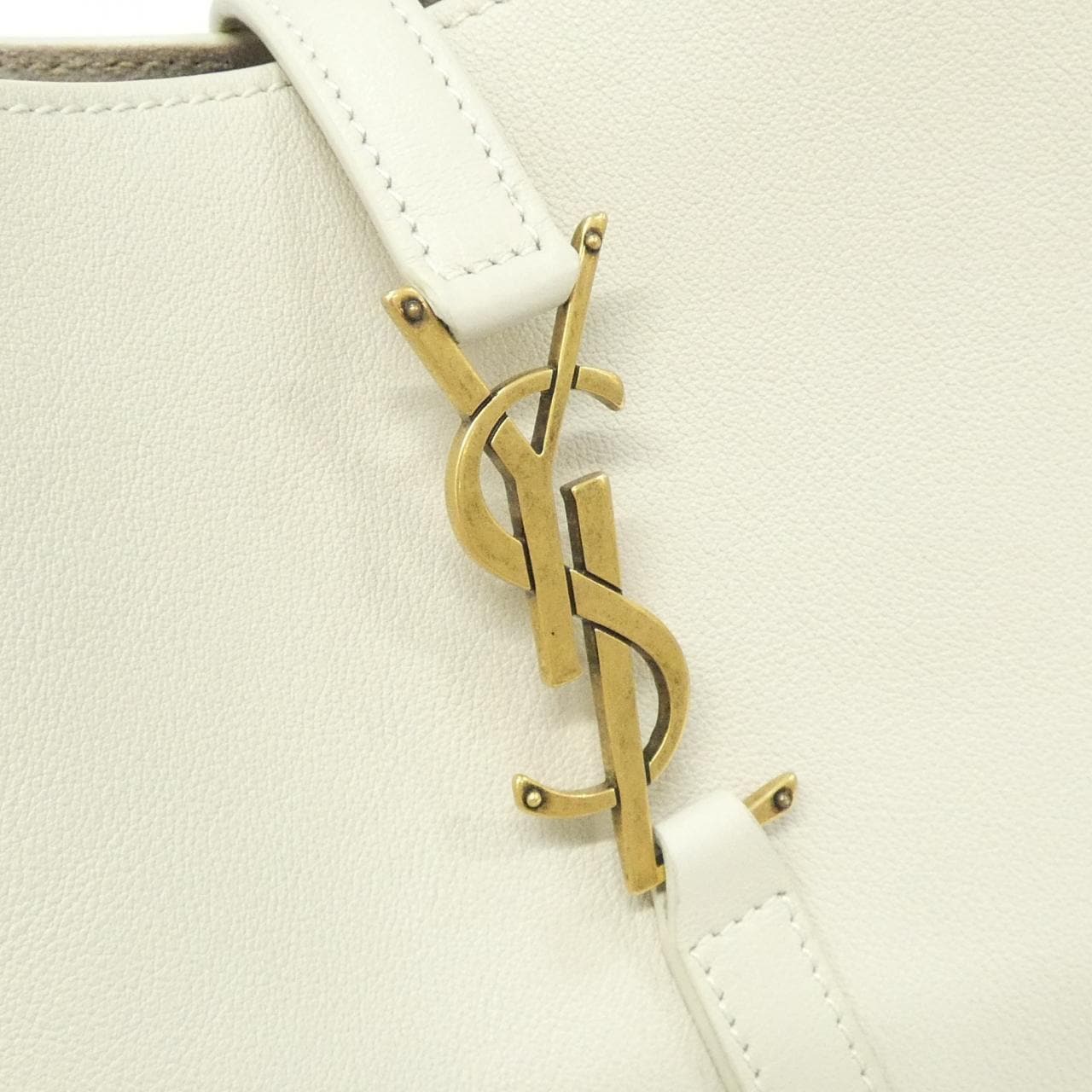 サンローラン LE 5 A 7 ソフト スモール 713938 AAAUQ ショルダーバッグ