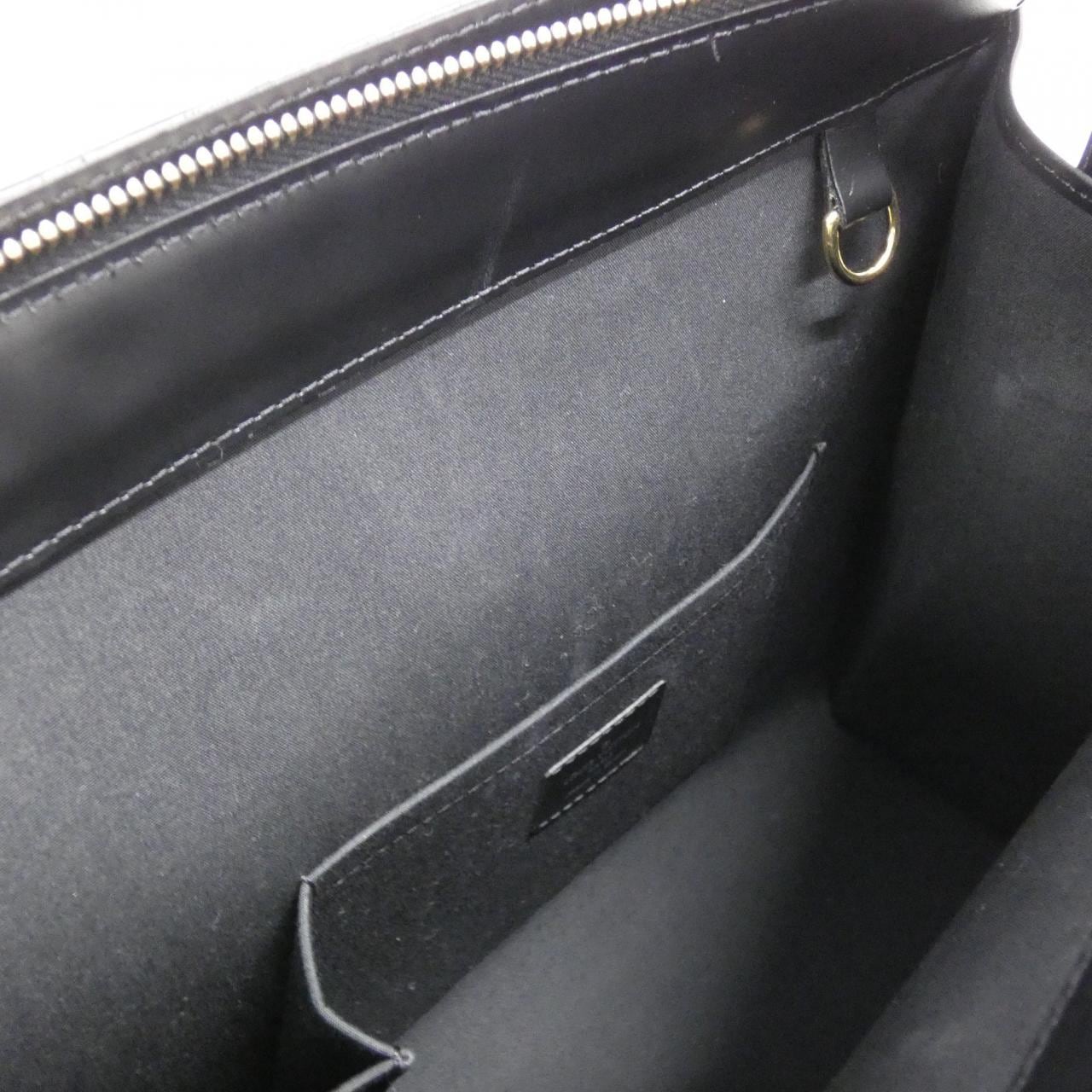 ルイヴィトン エピ クロワゼット PM M52492 ショルダーバッグ