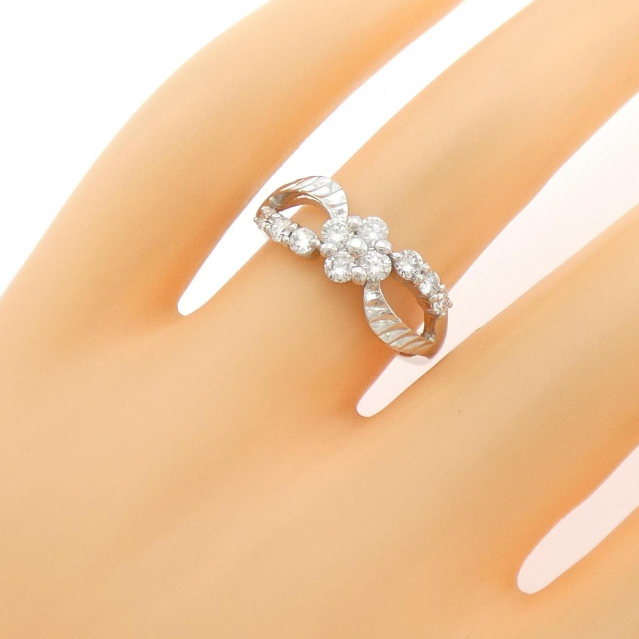 ユキザキ フラワー ダイヤモンド リング 0.50CT