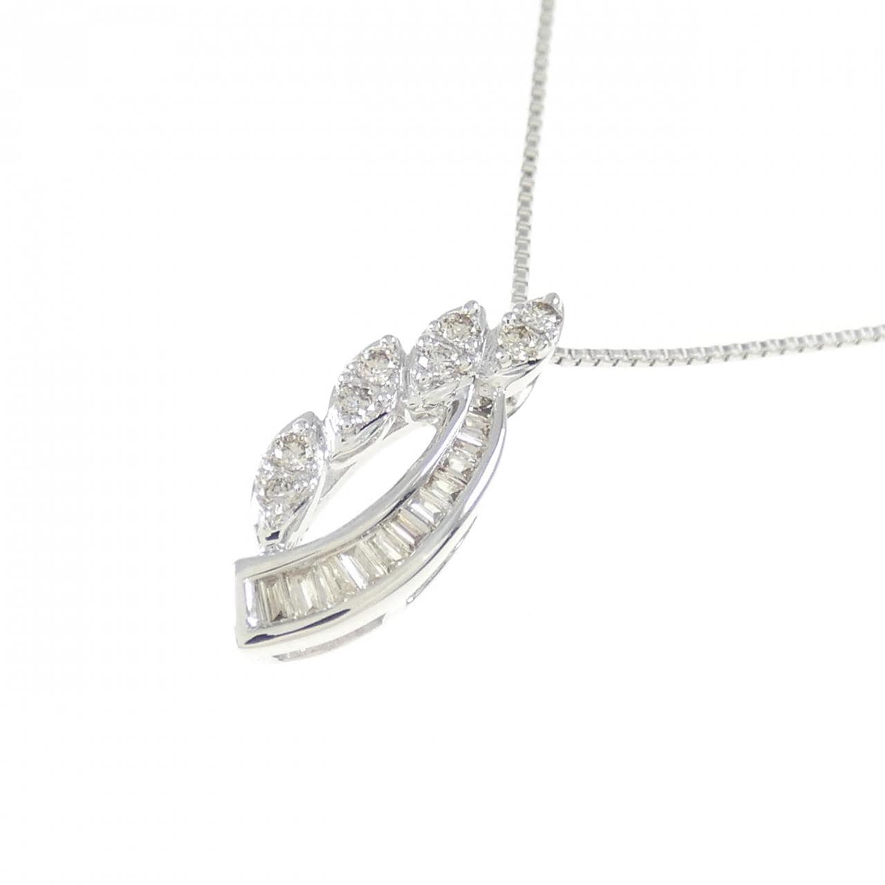 K18WG ダイヤモンド ネックレス 0.13CT