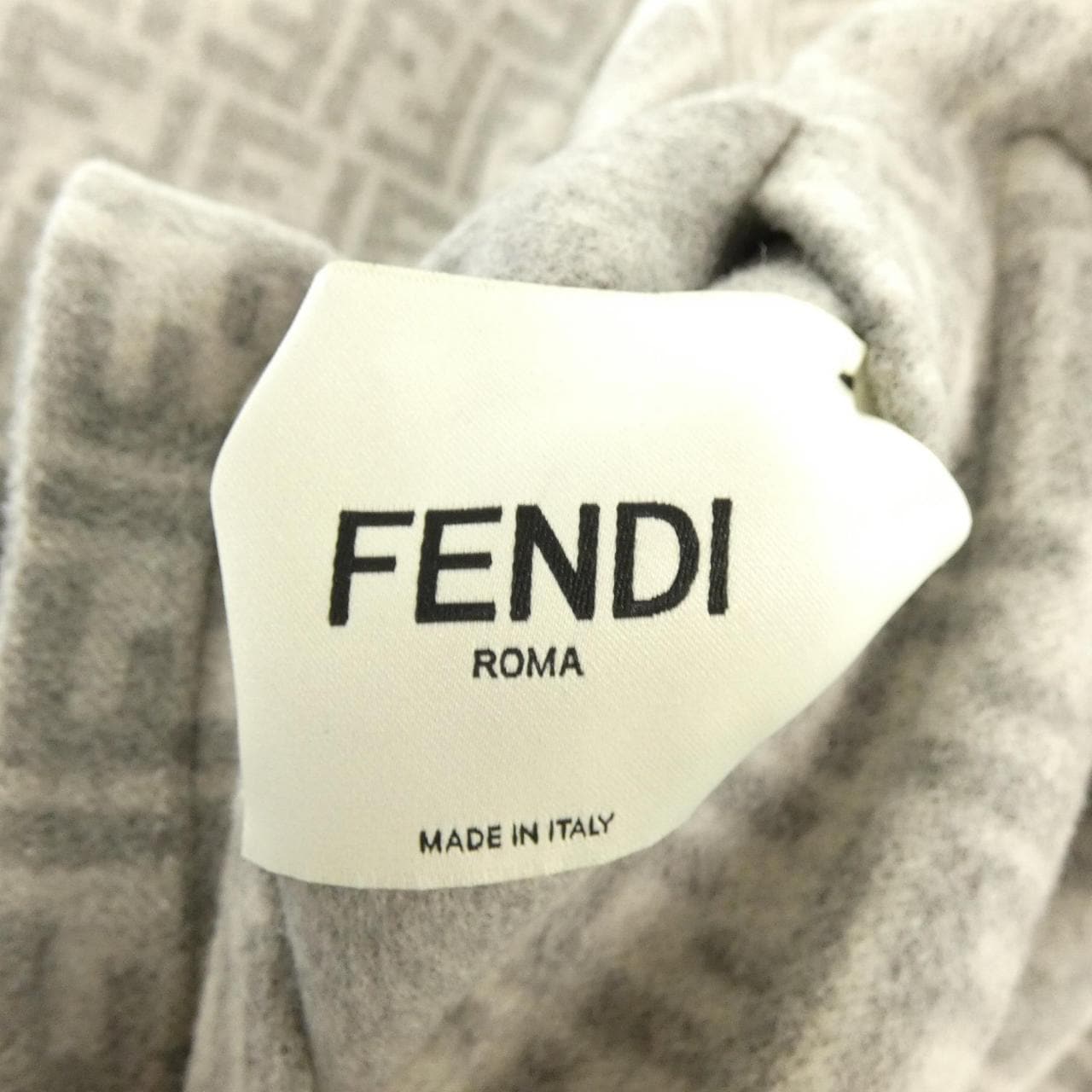 フェンディ FENDI FFモチーフ　 FJ6993 A5HD ジャケット