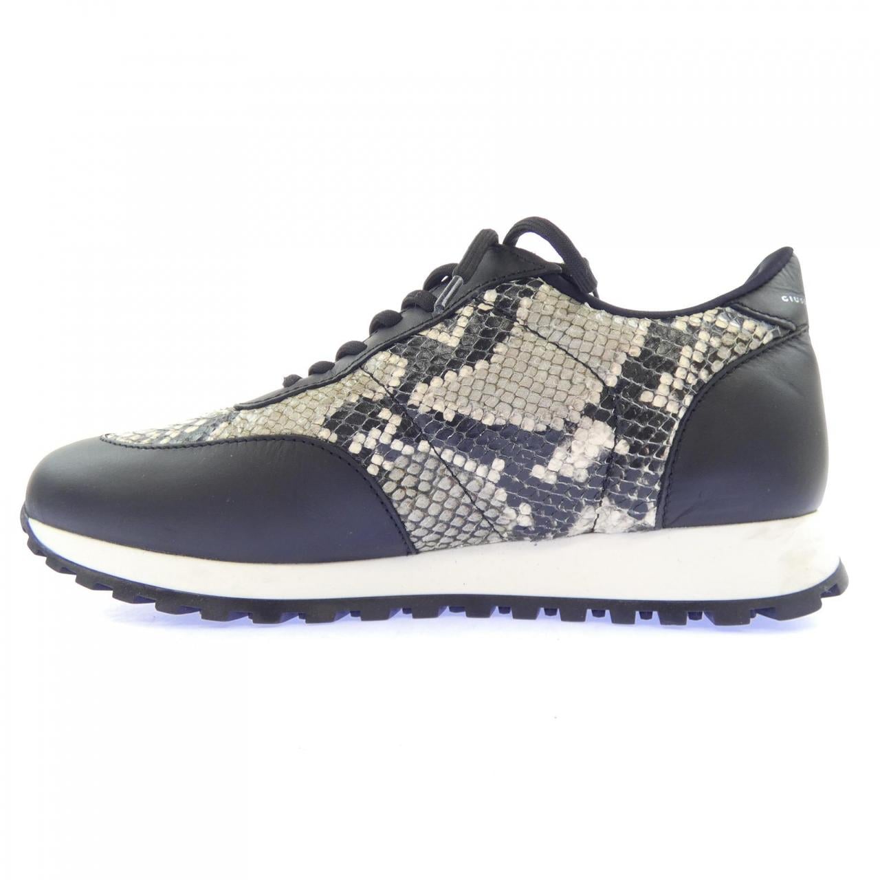 ジュゼッペザノッティ GIUSEPPE ZANOTTI スニーカー