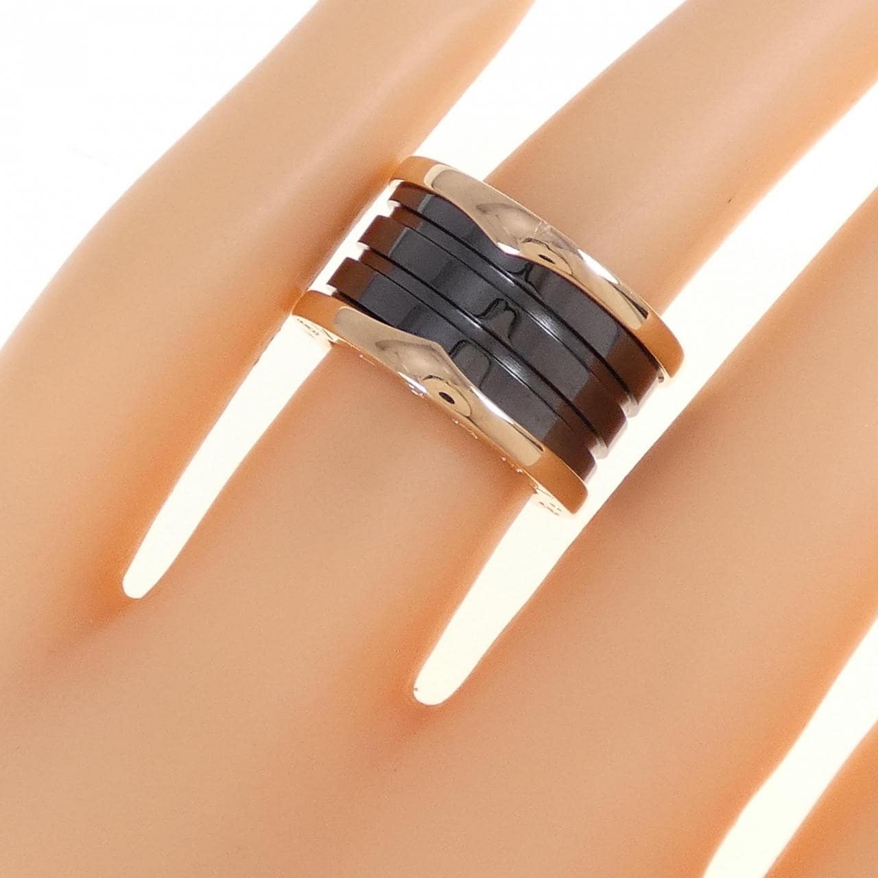 BVLGARI B.zero1 4 环戒指