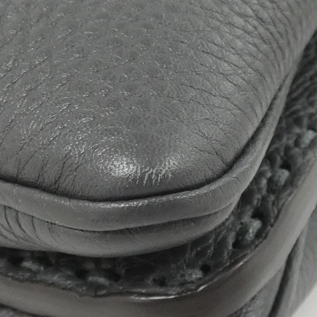 フェンディ SELLERIA ピーカ ブー ソフト スモール 7VA647 ATEK バッグ