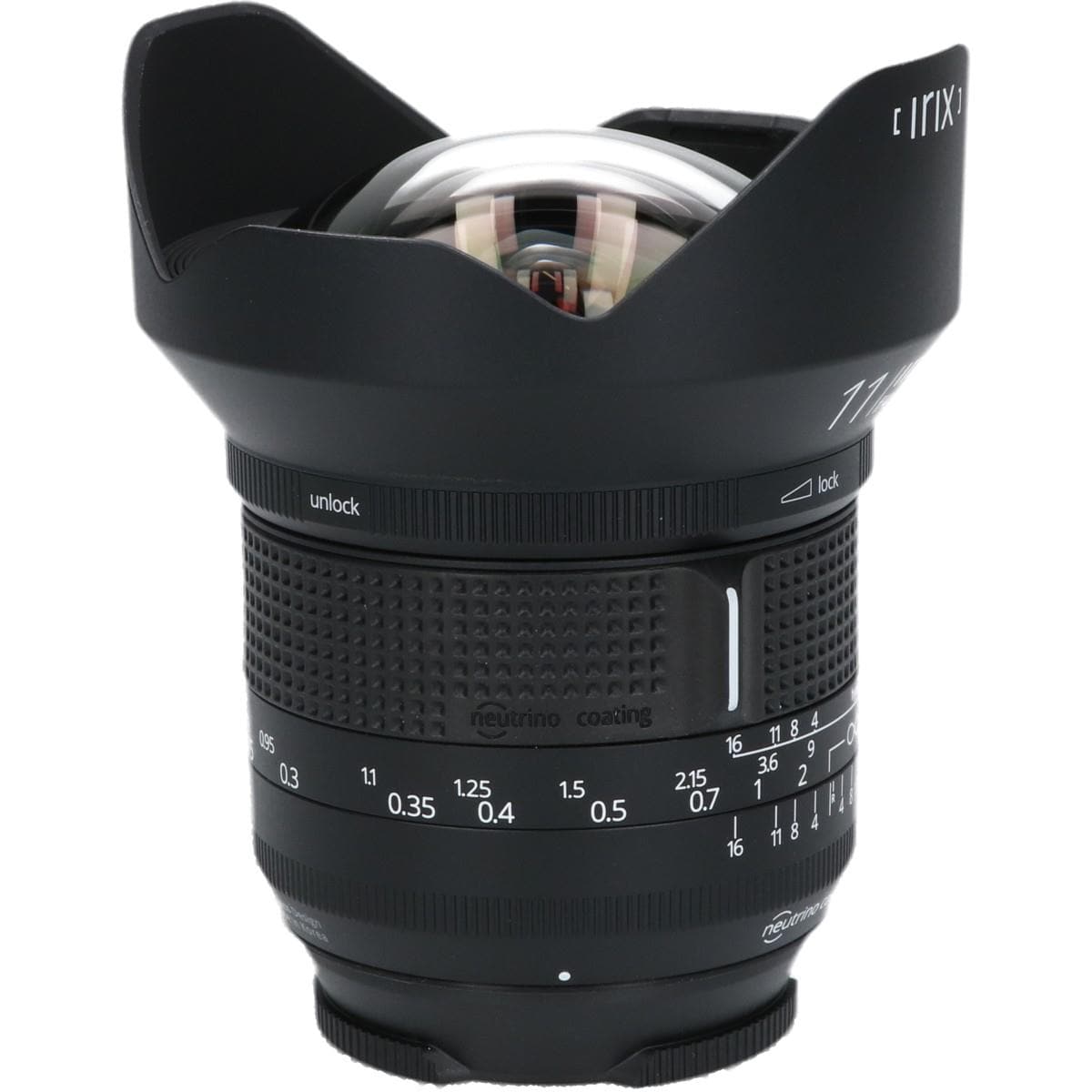 EOS11mm F4 FIREFLY