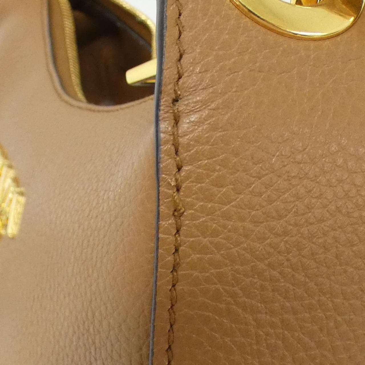 Prada 1BC200 Shoulder Bag