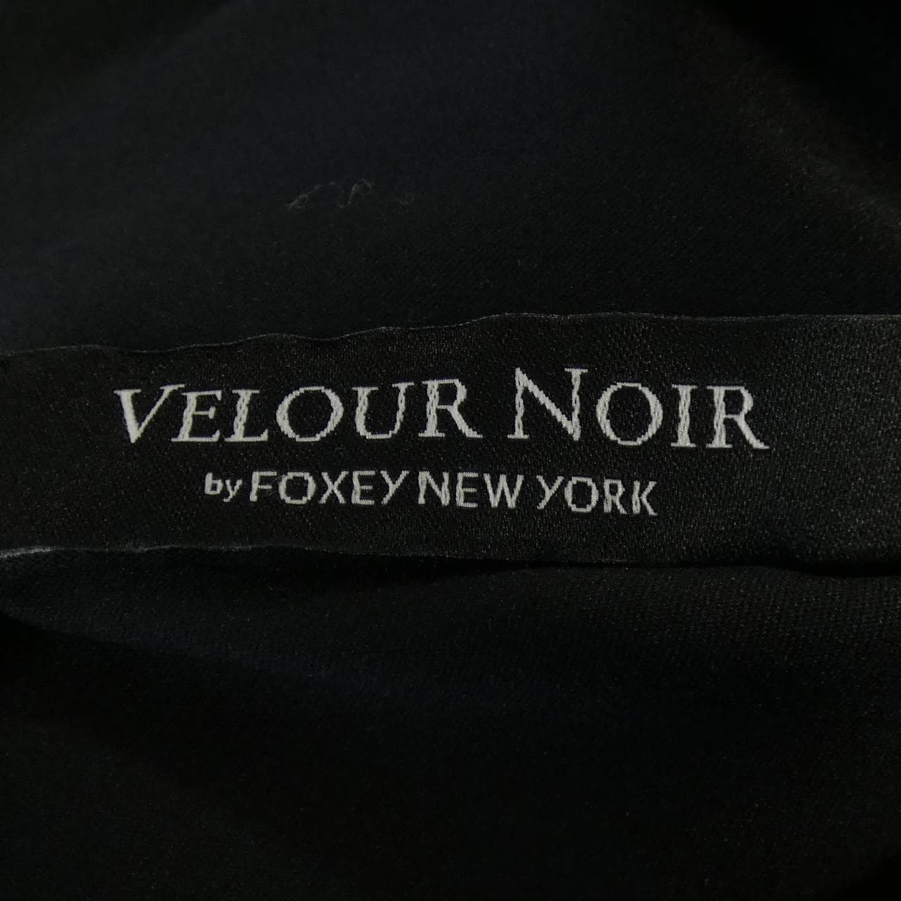 ヴェロアノワール VELOUR NOIR 43016 ベスト
