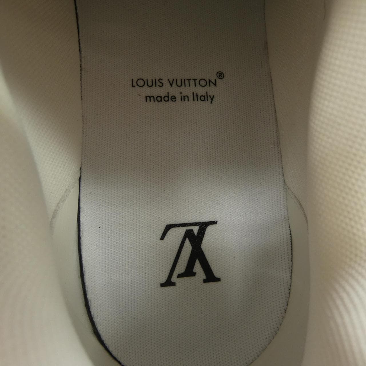 ルイヴィトン LOUIS VUITTON LVトレイナー スニーカー