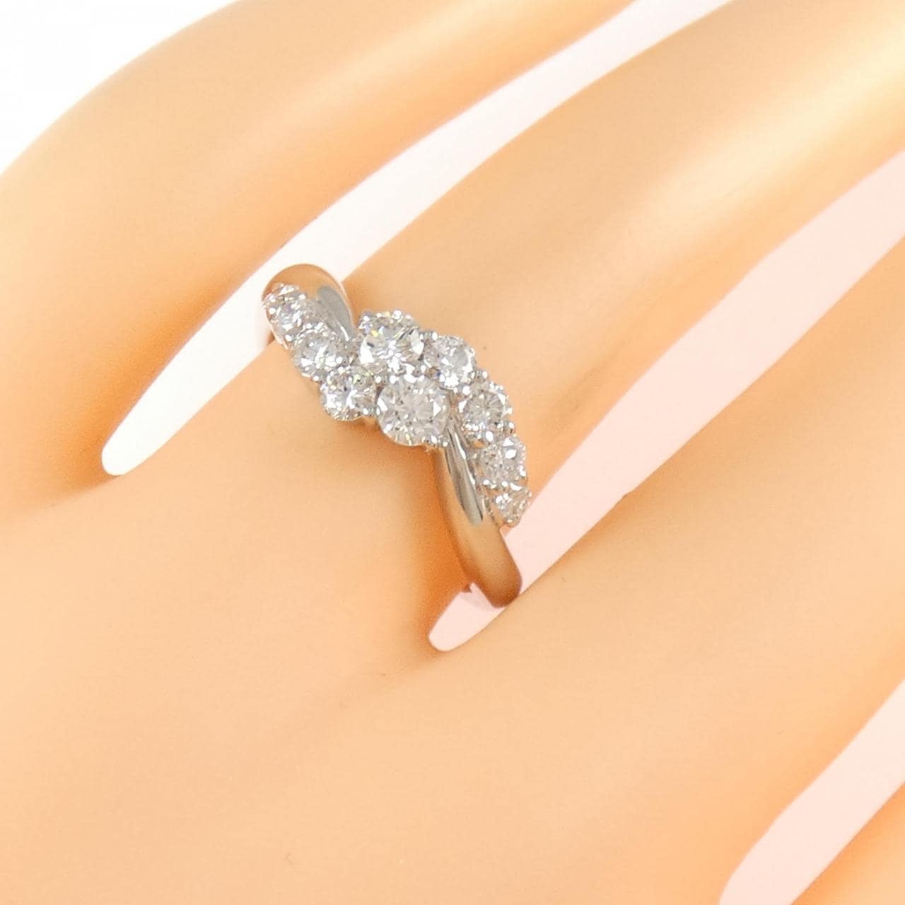 PT900 ダイヤモンド リング 0.72CT