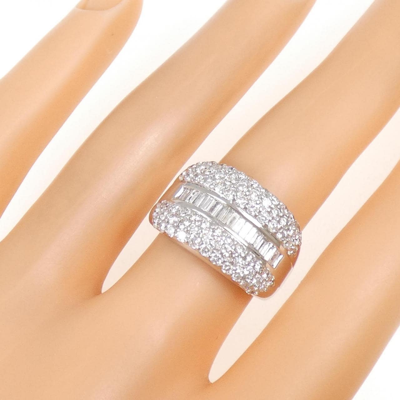 PT900 ダイヤモンド リング 1.65CT