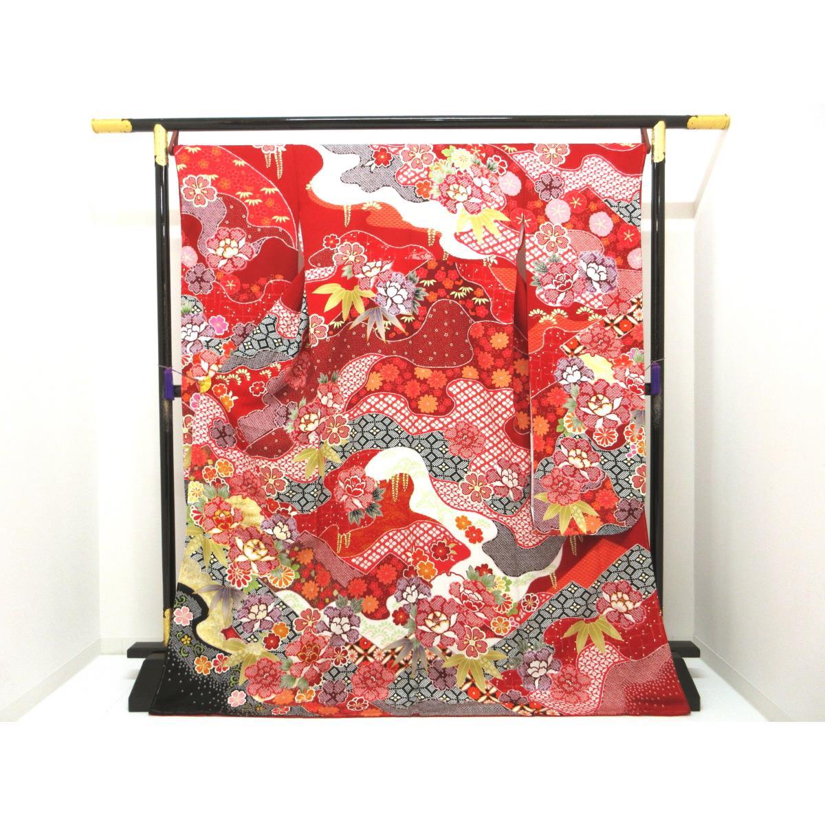 【未使用品】振袖　友禅金彩加工　刺繍入り　身幅Ｌ寸