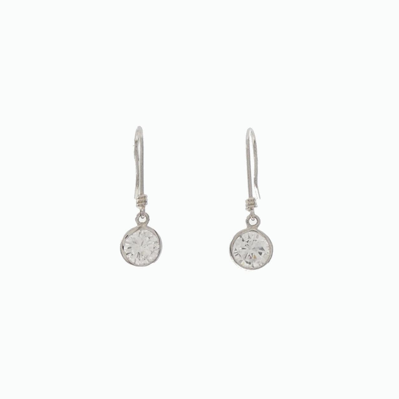 【リメイク】PT ダイヤモンド ピアス 0.314CT 0.321CT F SI1 VG-GOOD