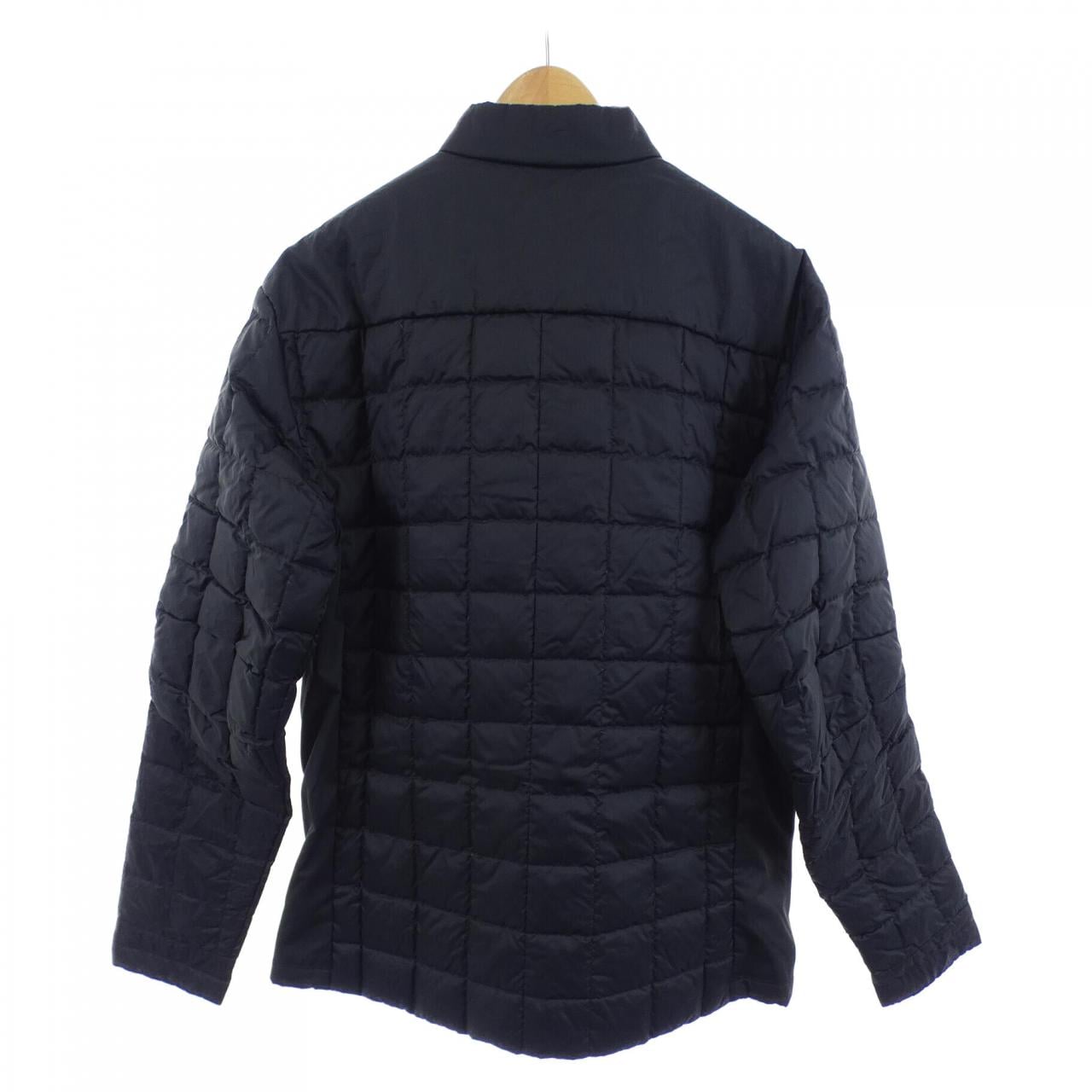 アークテリクス ARC'TERYX 22951-119515 ダウンジャケット