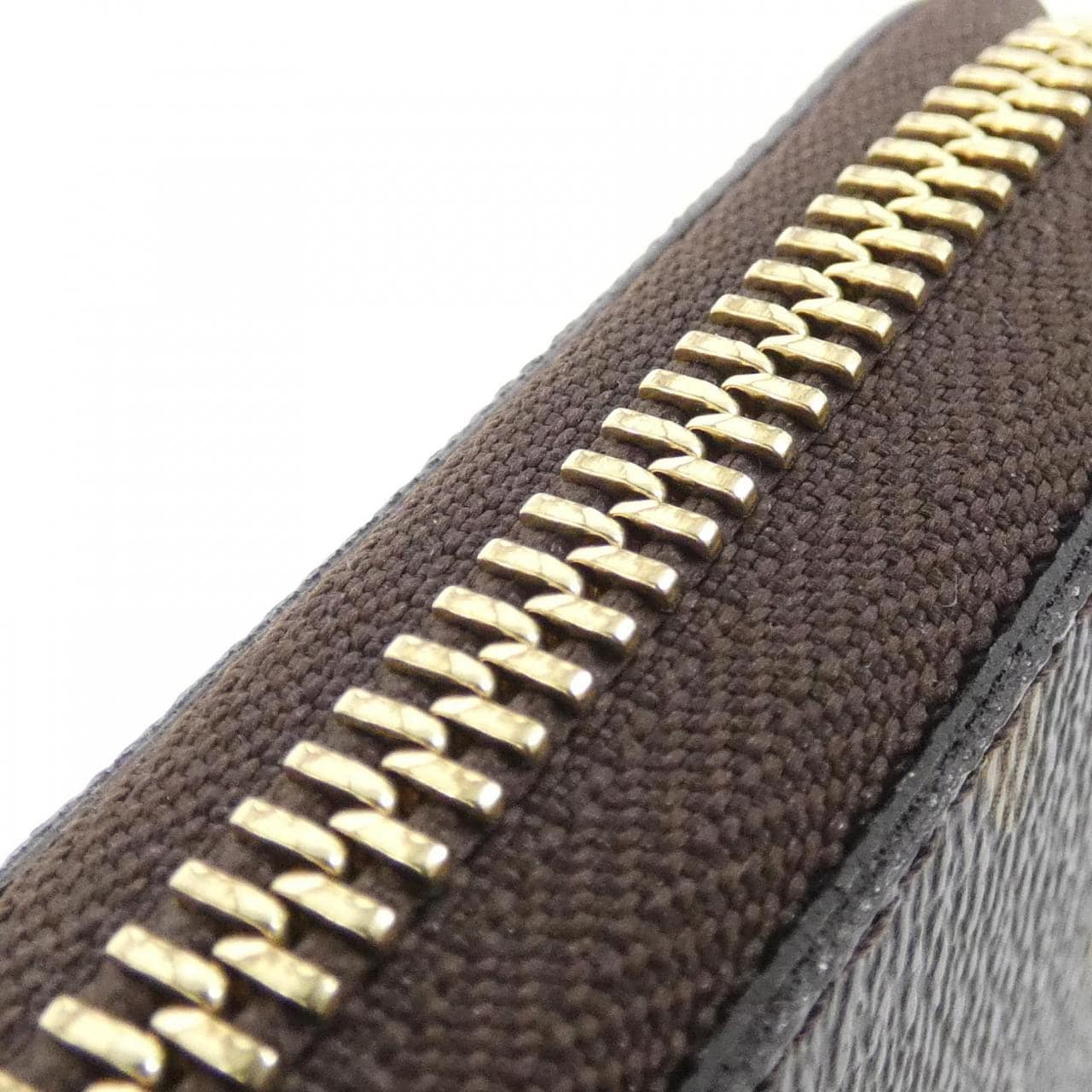 ルイヴィトン モン モノグラム ジッピー ウォレット P00033 財布