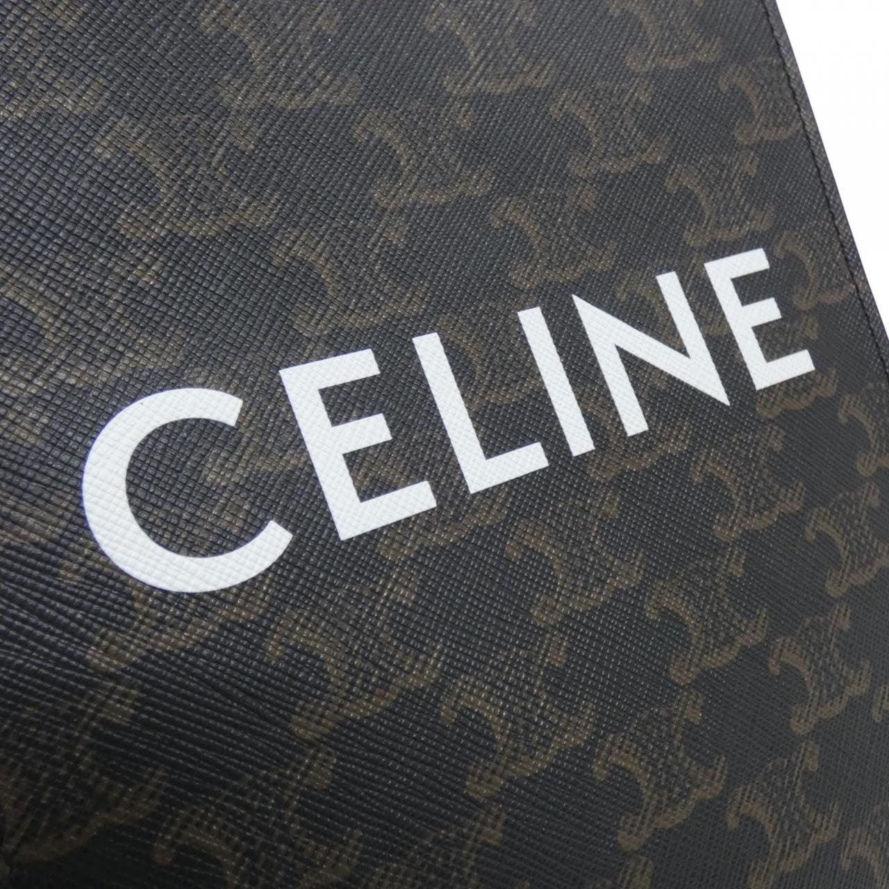 セリーヌ ミニ バーティカル カバ 194372BZK バッグ