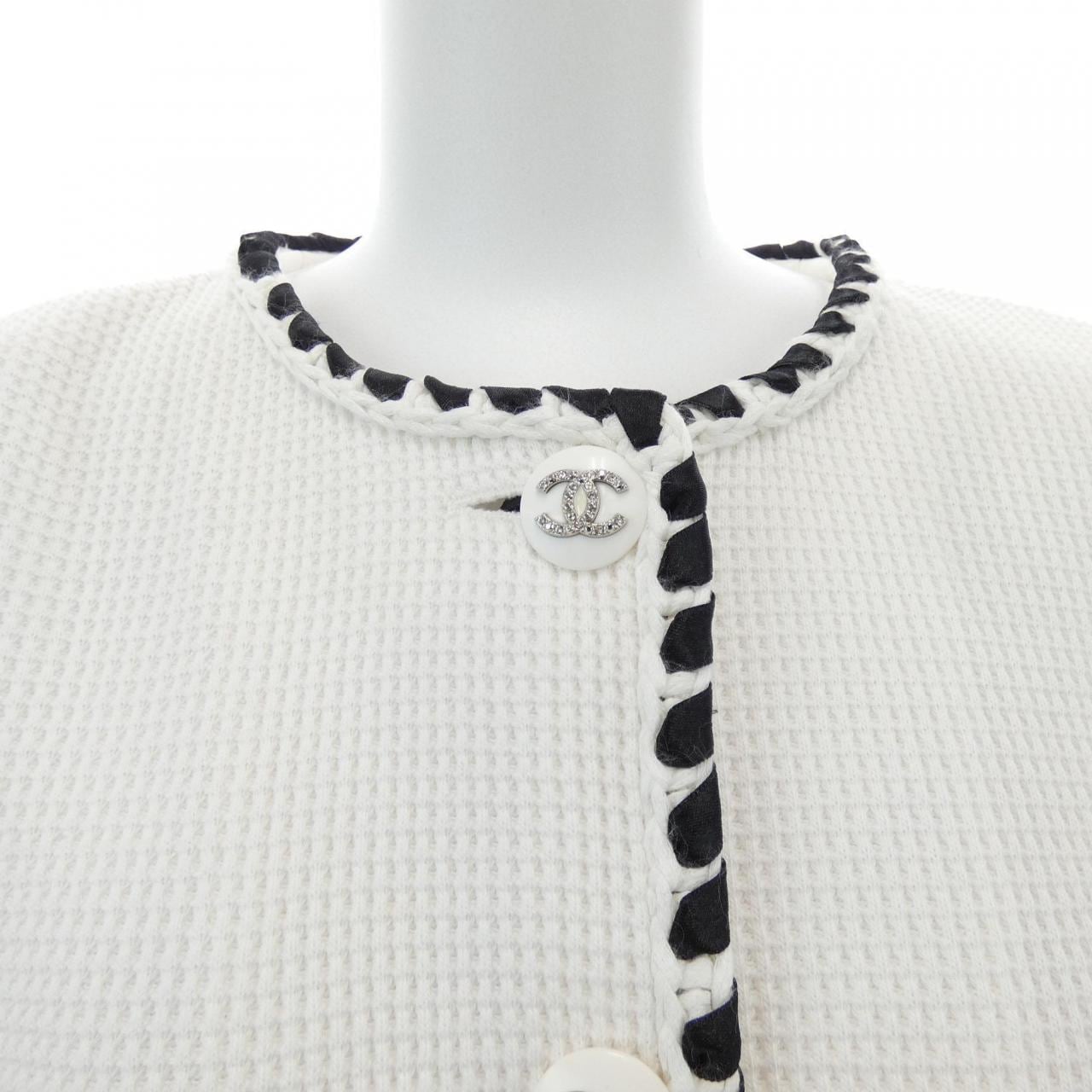 シャネル CHANEL P70028V60820 21C ノーカラージャケット