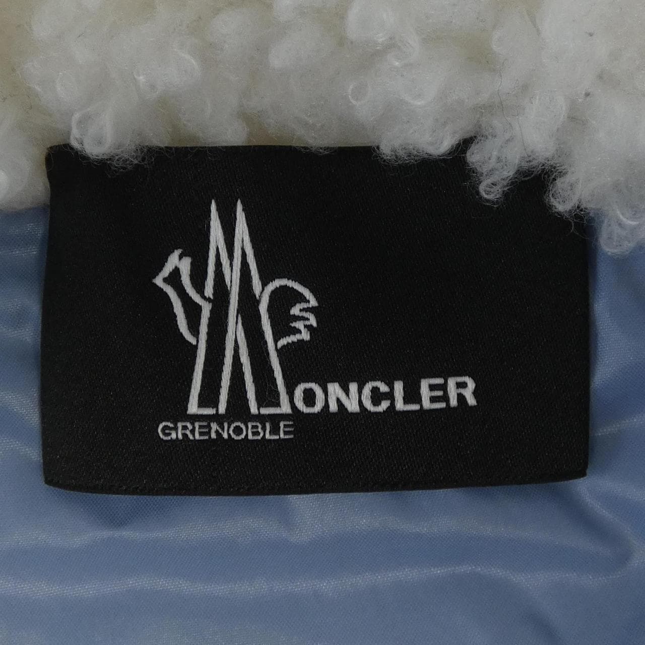 モンクレールグルノーブル MONCLER GRENOBLE 20988G00020 ダウンジャケット