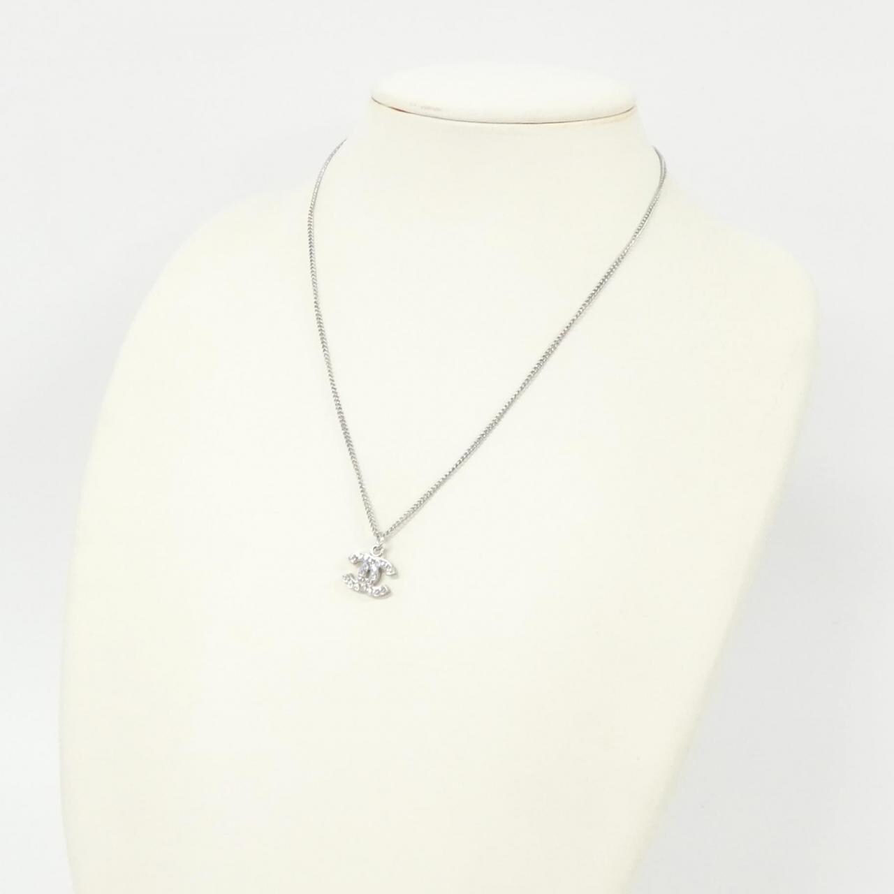 CHANEL 28942 necklace