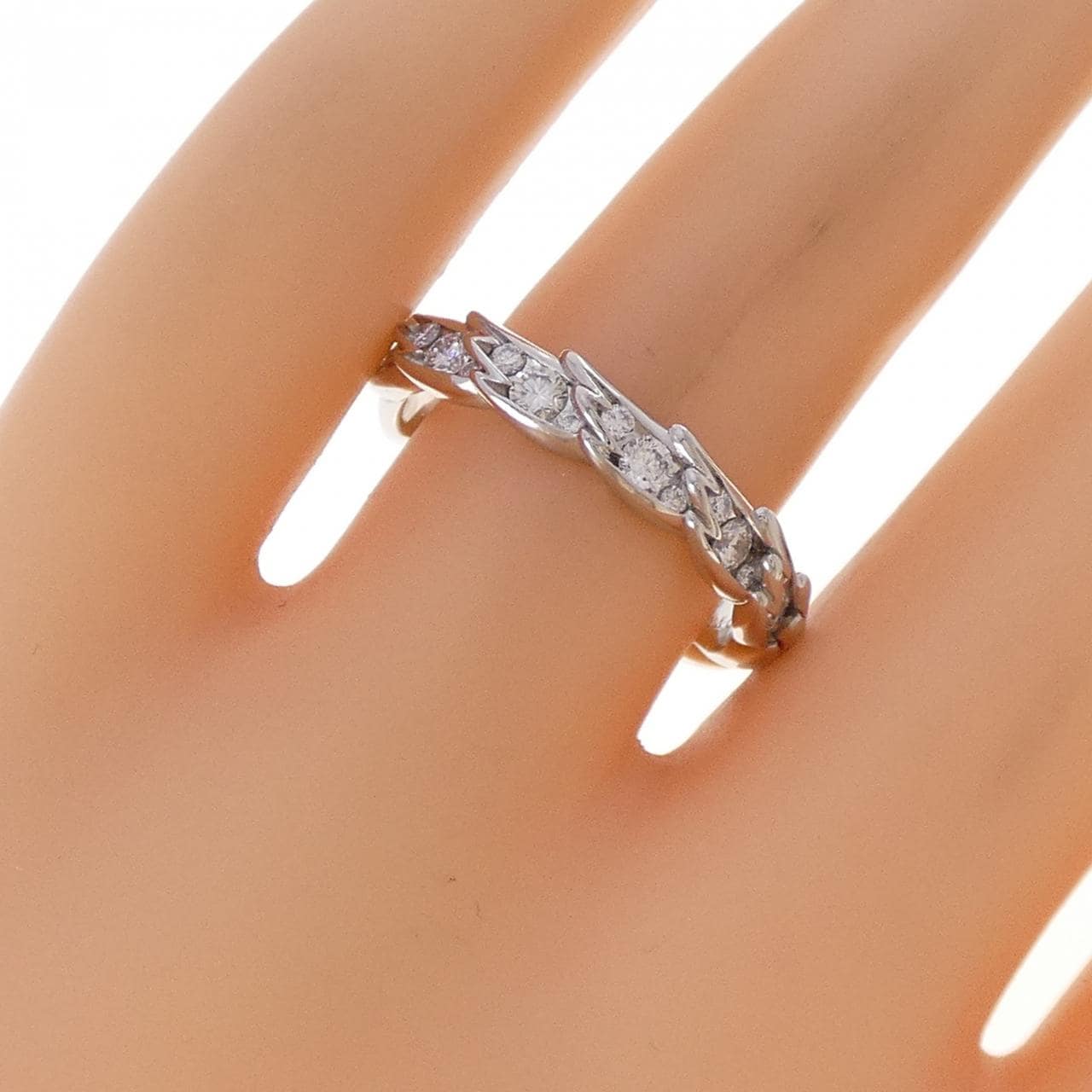 ティファニー ウィングス ナロー リング 0.83CT