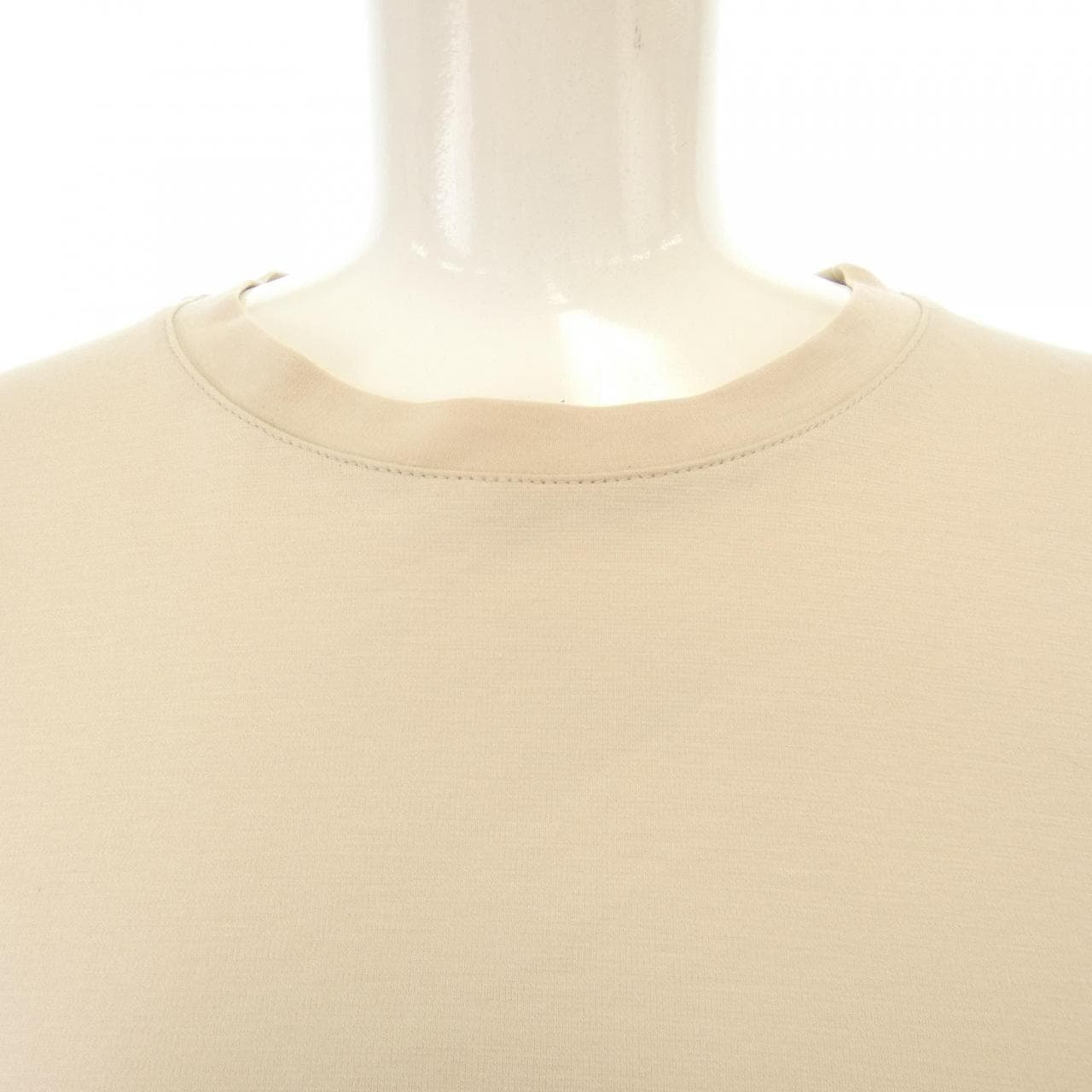 エブール ebure Tシャツ