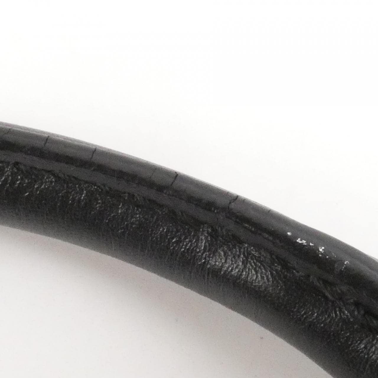 Gucci 211944 KD01G包