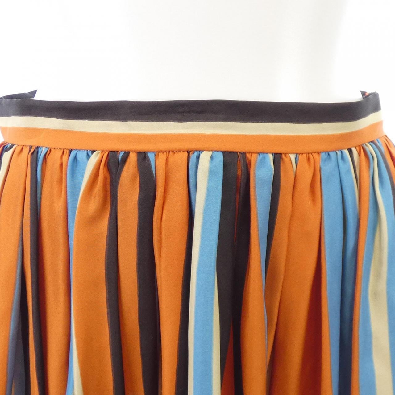 プラダ PRADA P105U S221 103T スカート