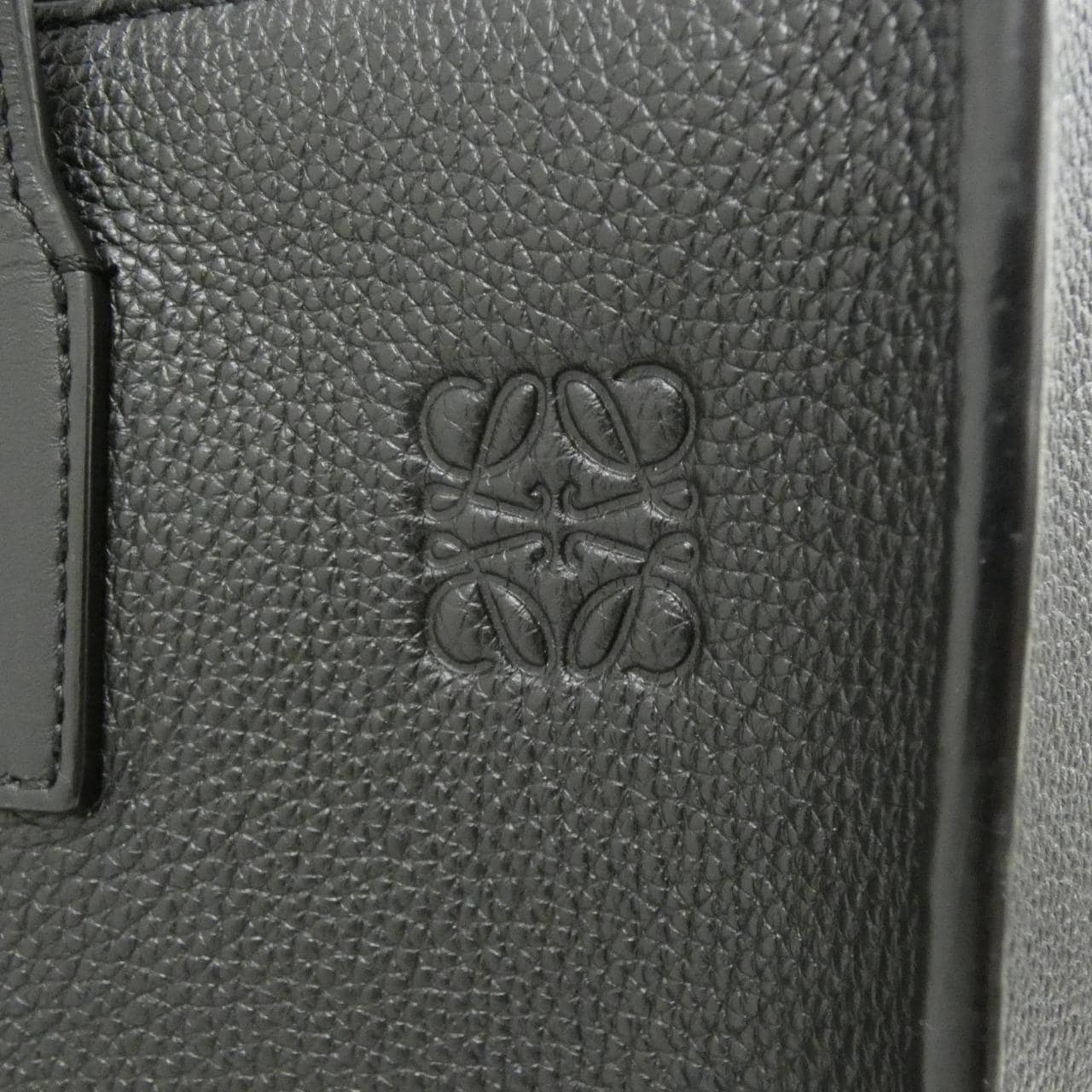 ロエベ バックル ジップ トート B692K99X02 バッグ