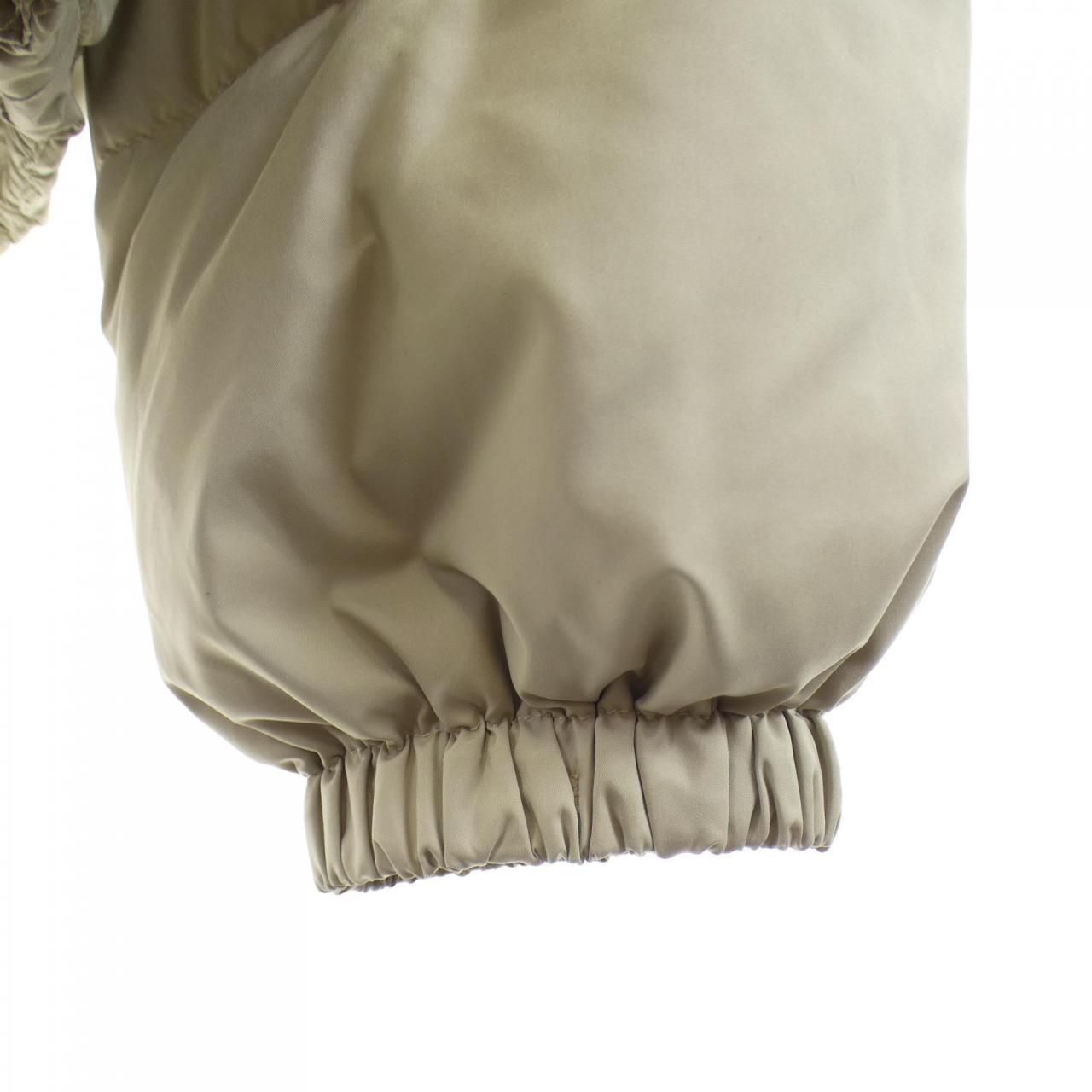 ミュウミュウ MIU MIU テクニカルポンシー ML1111 SOOO 158A ダウンジャケット