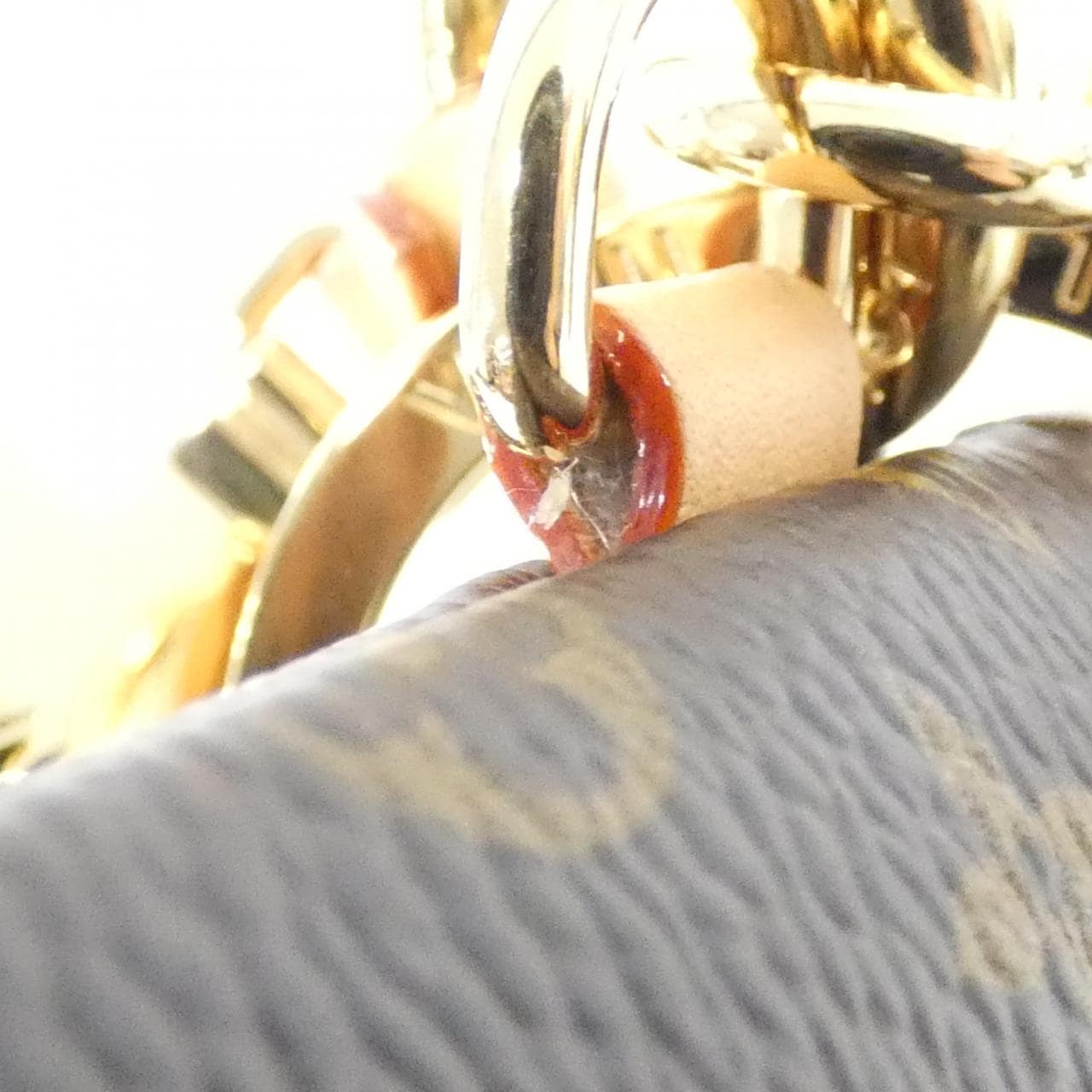 ルイヴィトン モノグラム フォンホルダー M26898 ストラップ