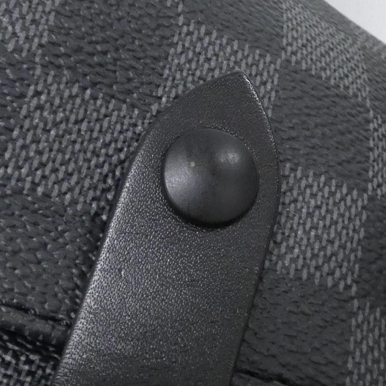 LOUIS VUITTON Damier Graphite Christopher MM N41379双肩包