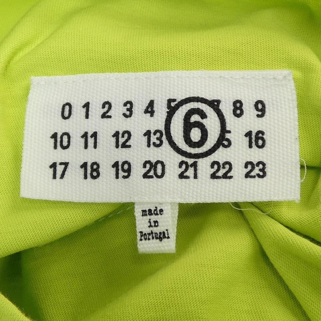エムエムシックス MM6 S52GC0311 Tシャツ