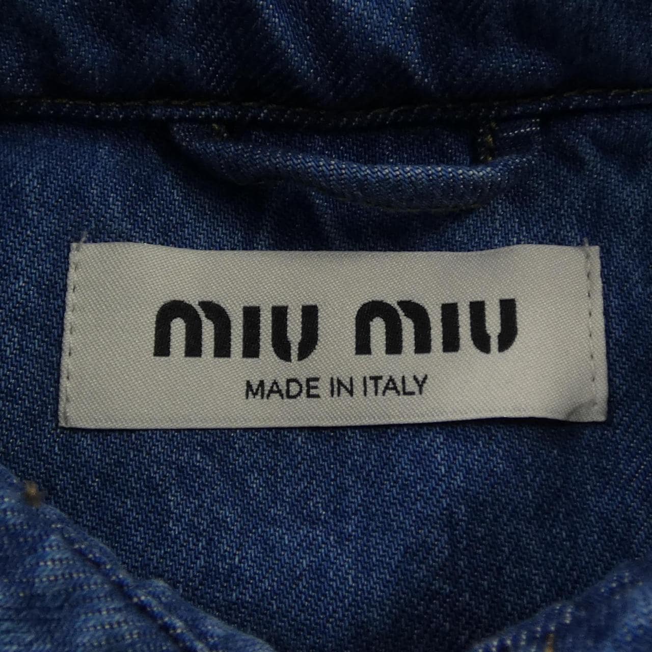 ミュウミュウ MIU MIU MIU MIU ロゴ GWC104 S232 143V シャツ