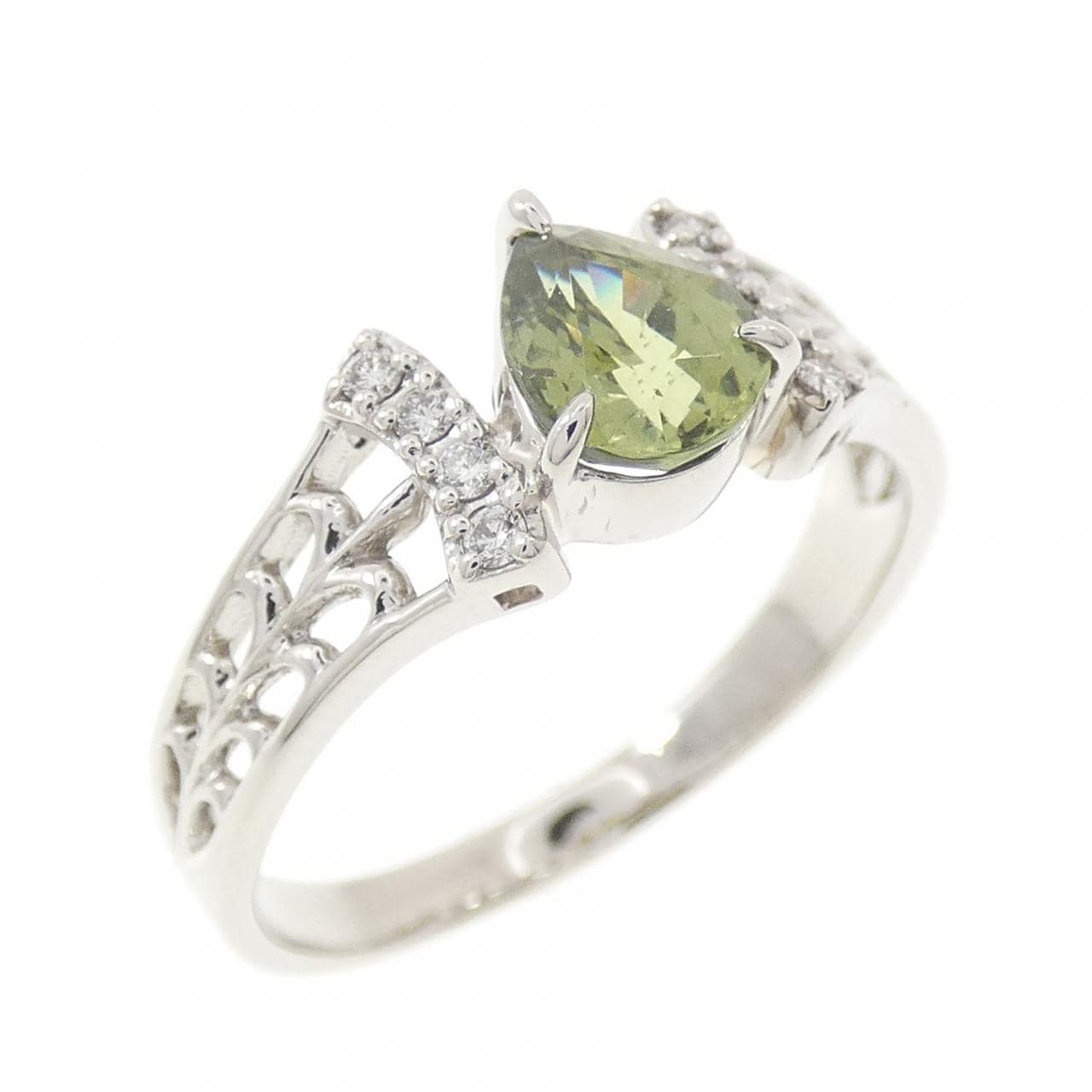 PT900 グリーンガーネット リング 0.89CT
