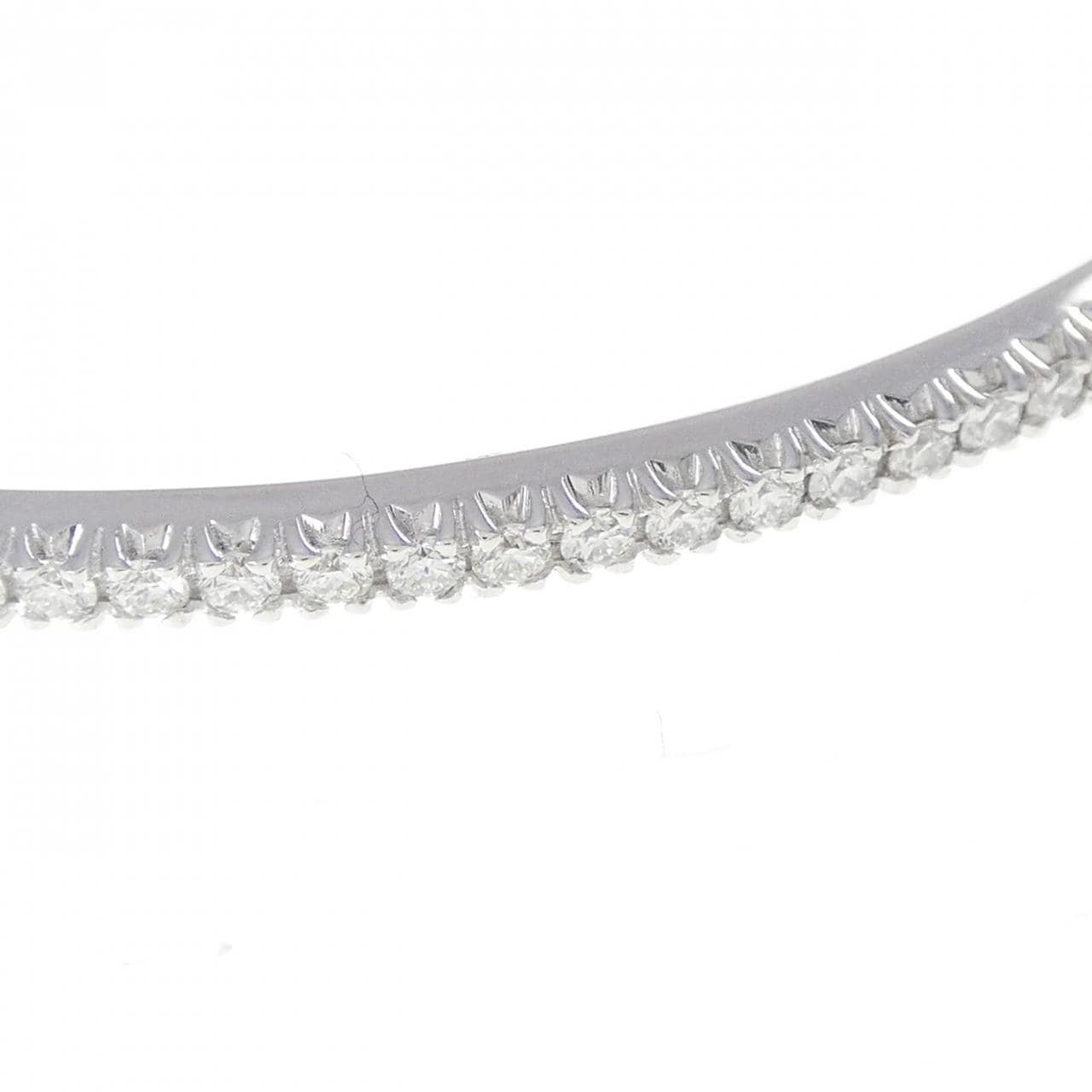 ティファニー メトロ ヒンジ バングル