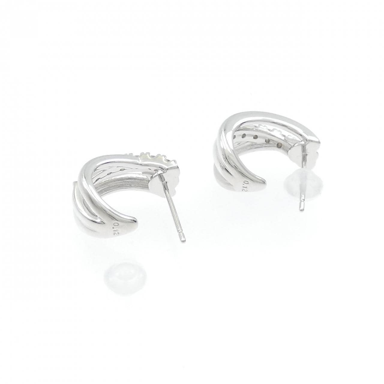 タサキ ダイヤモンド ピアス 0.24CT