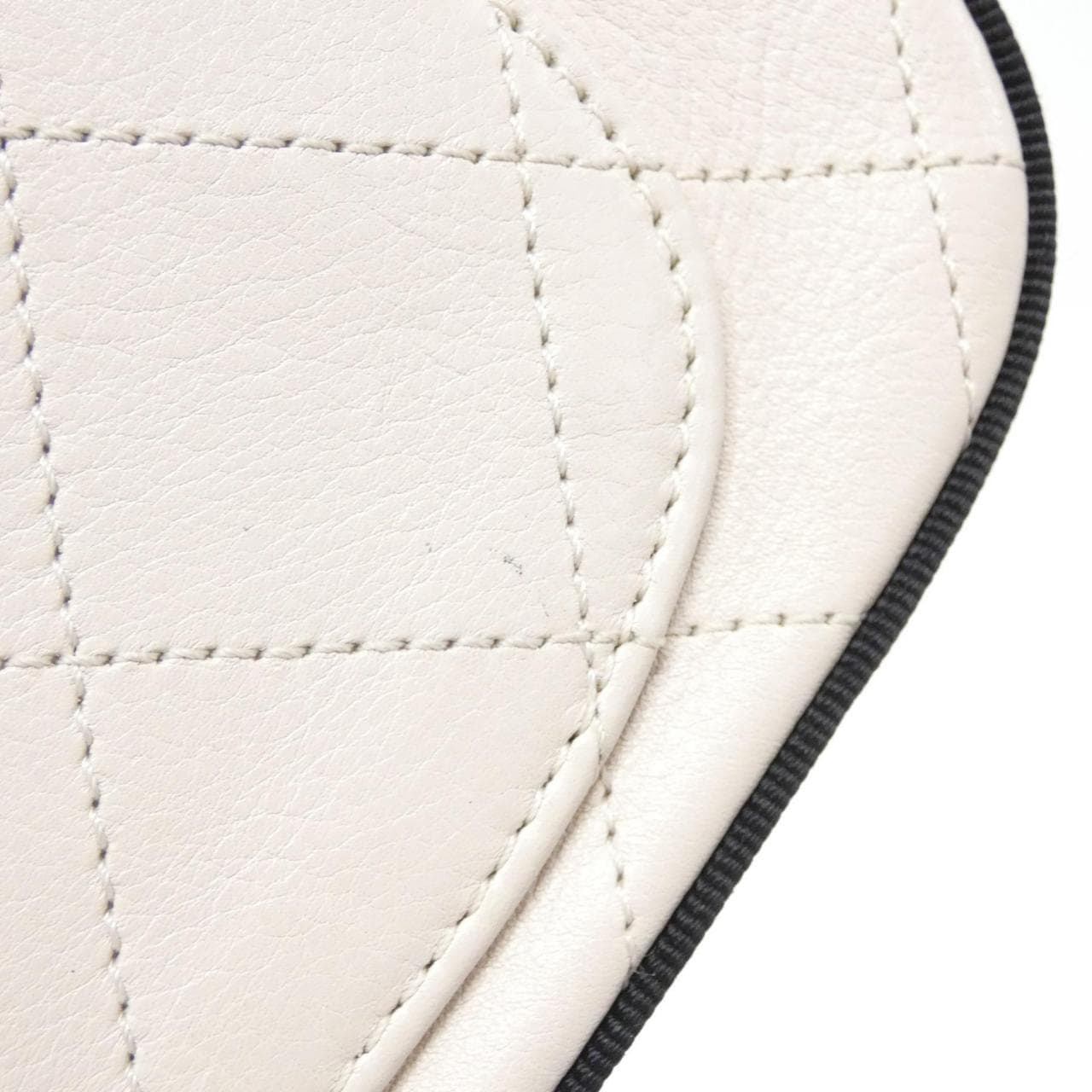 シャネル 57574 ショルダーバッグ