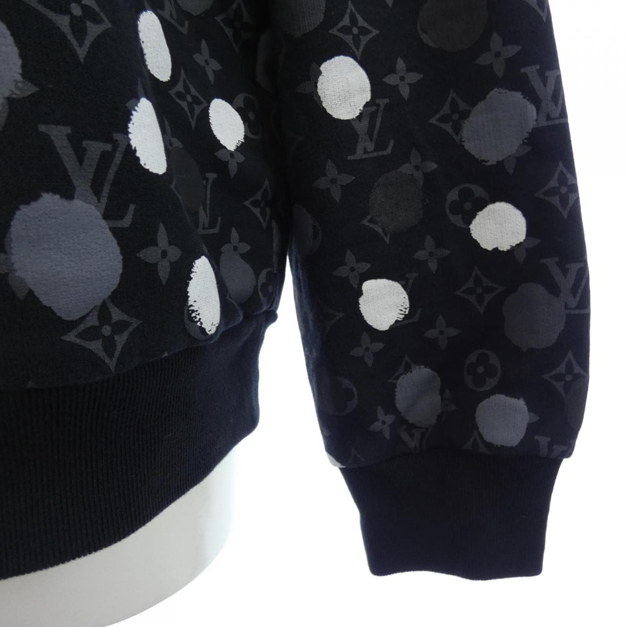 LOUIS VUITTON VUITTON Sweatshirt