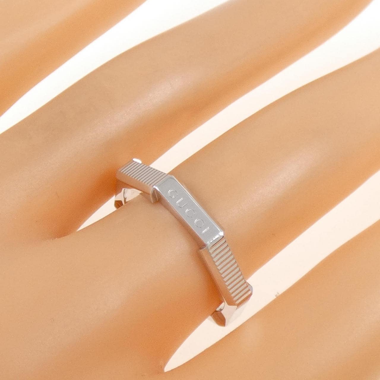 Gucci 750WG Ring