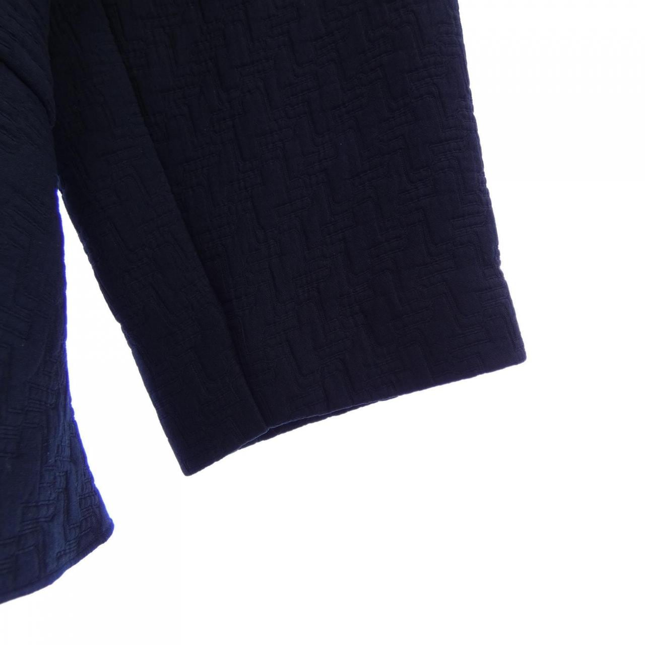 ユキコ･ハナイ YUKIKO HANAI スーツ