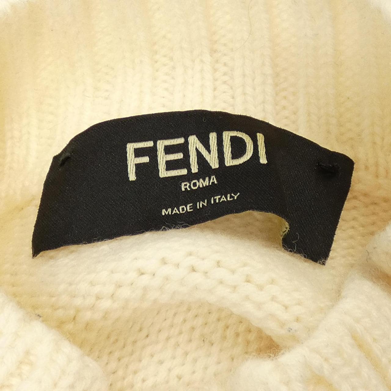 フェンディ FENDI FZY467 AH38 ニット