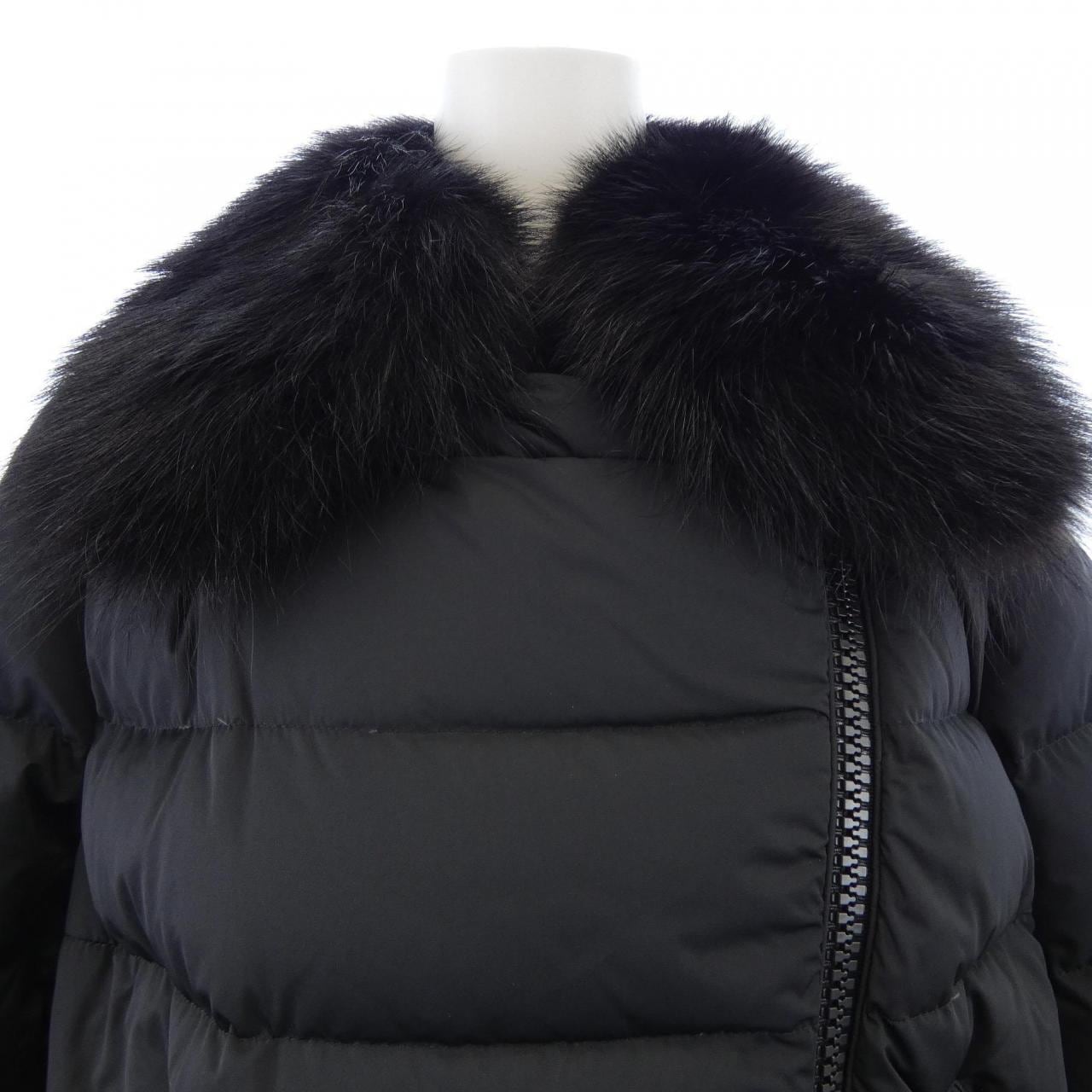 モンクレール MONCLER CHENONCEAU ダウンジャケット